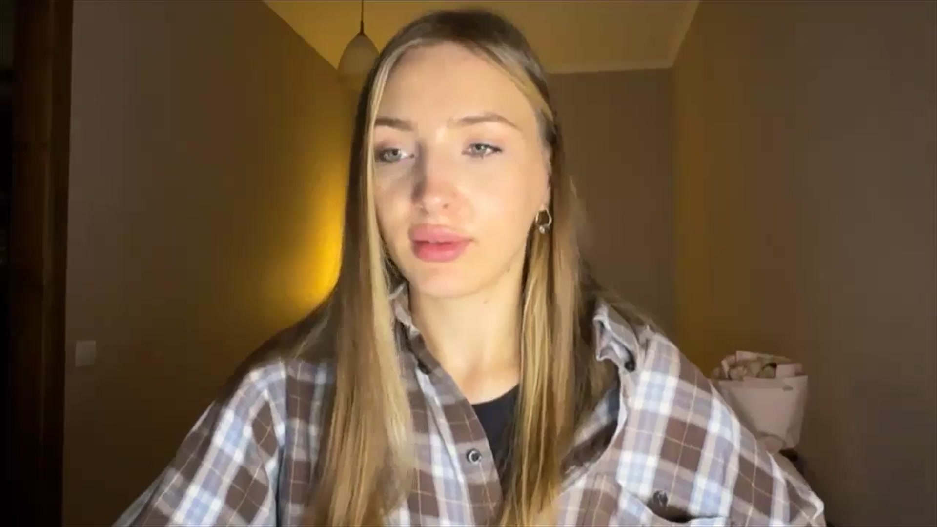 Gallery image thumbnail from My_Diana's myfreecams stream on, 09/01/2024, 21:46 image 8 of 20