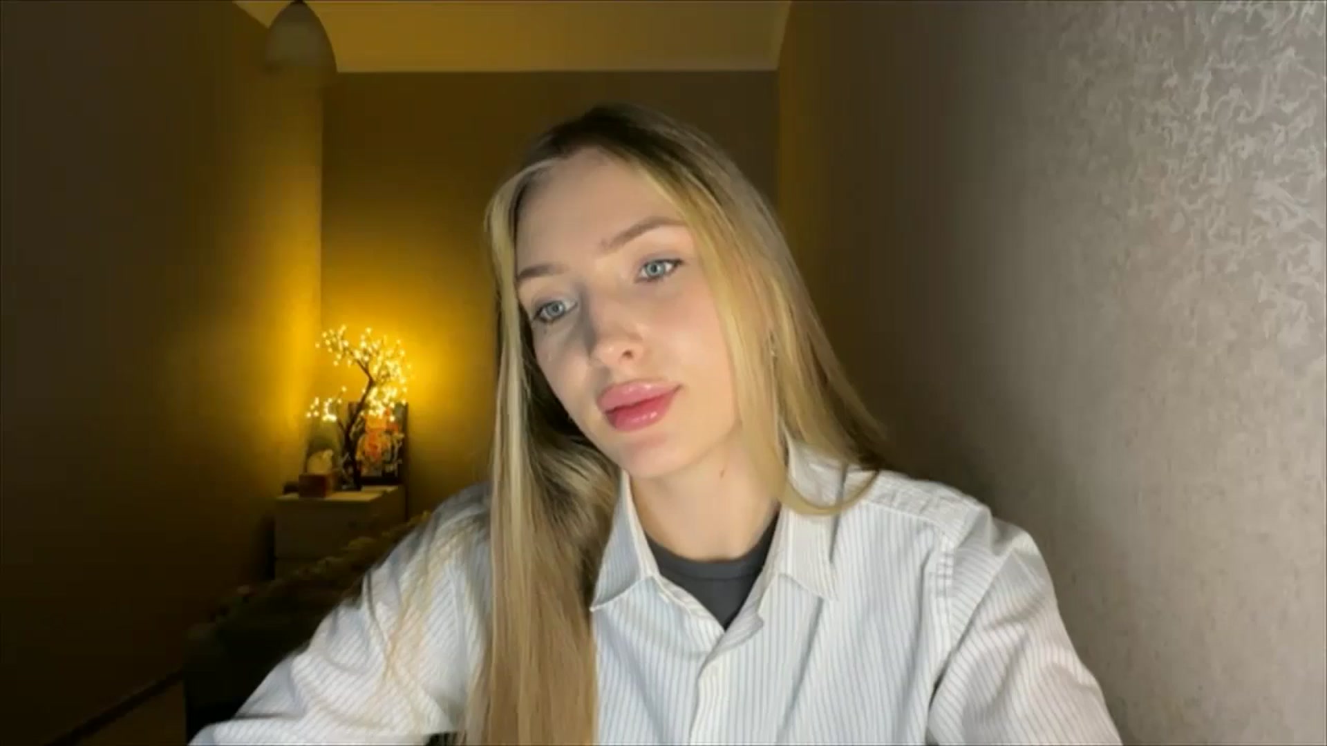 Gallery image thumbnail from My_Diana's myfreecams stream on, 09/04/2024, 20:52 image 3 of 20