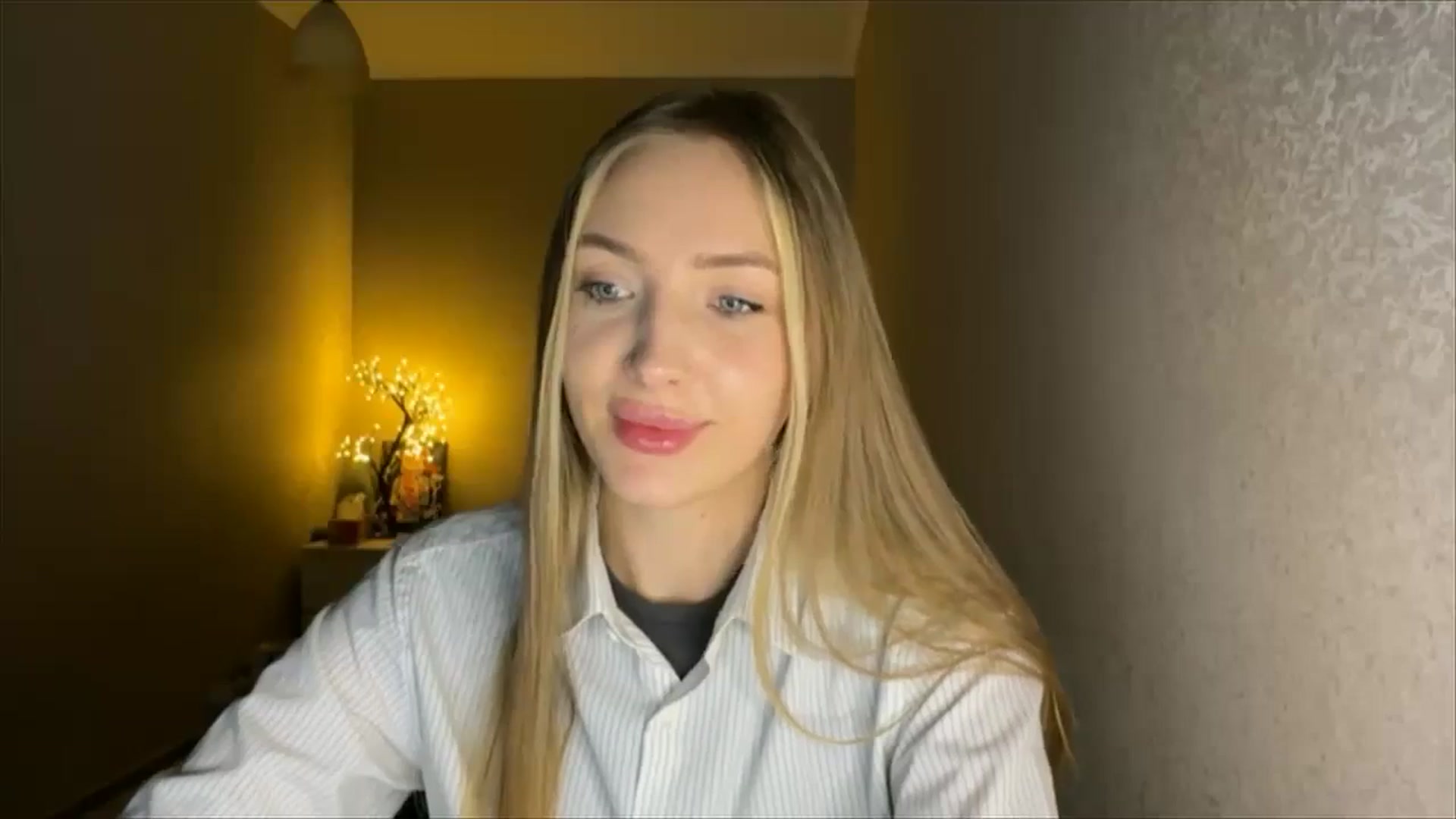 Gallery image thumbnail from My_Diana's myfreecams stream on, 09/04/2024, 20:52 image 5 of 20