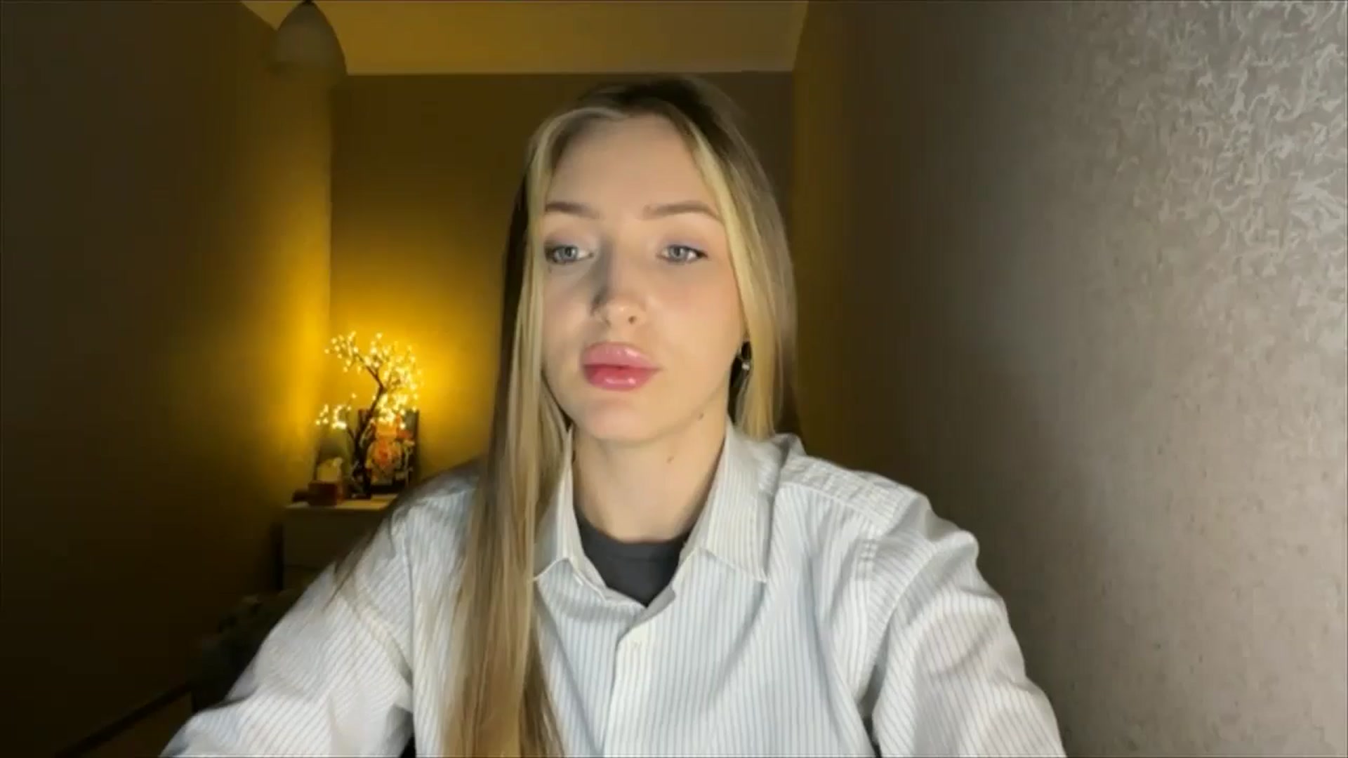 Gallery image thumbnail from My_Diana's myfreecams stream on, 09/04/2024, 20:52 image 1 of 20