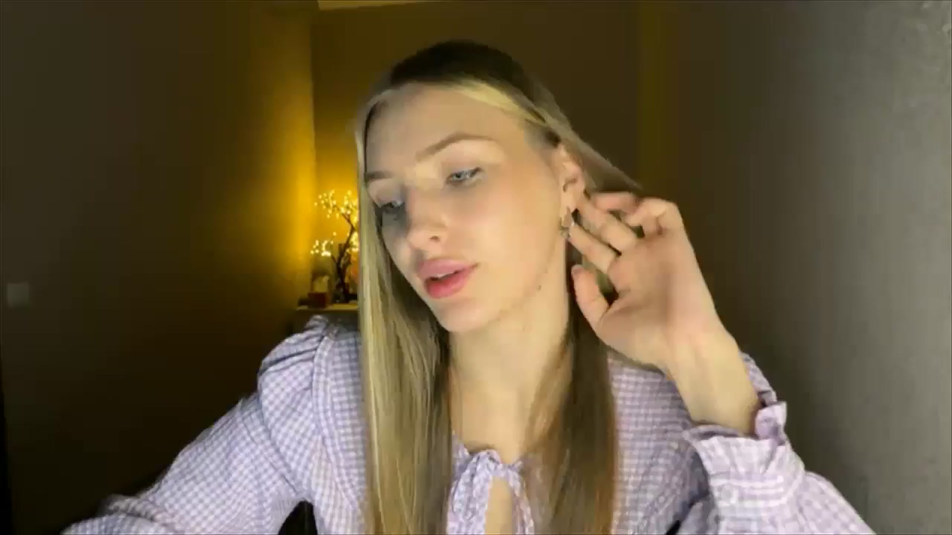 Gallery image thumbnail from My_Diana's myfreecams stream on, 09/04/2024, 22:52 image 17 of 20
