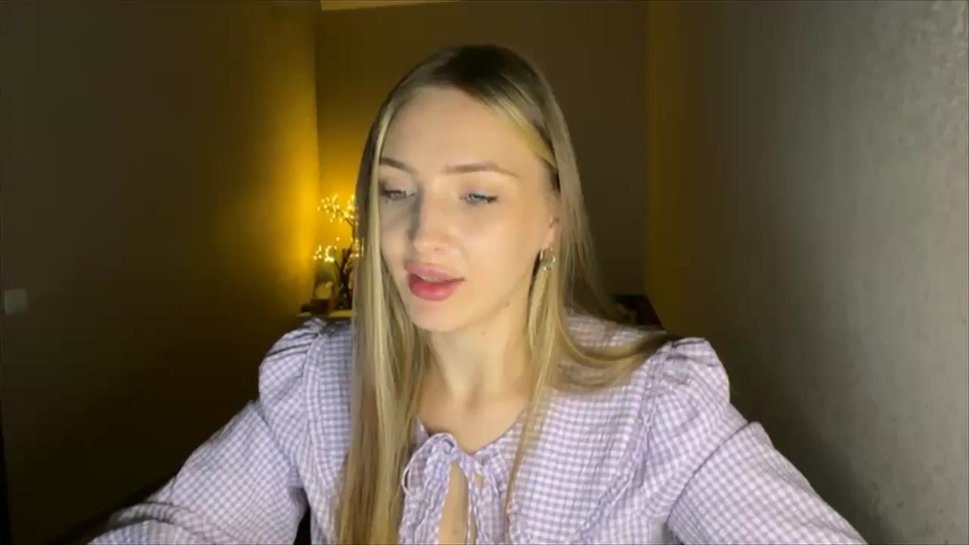 Gallery image thumbnail from My_Diana's myfreecams stream on, 09/04/2024, 22:52 image 4 of 20