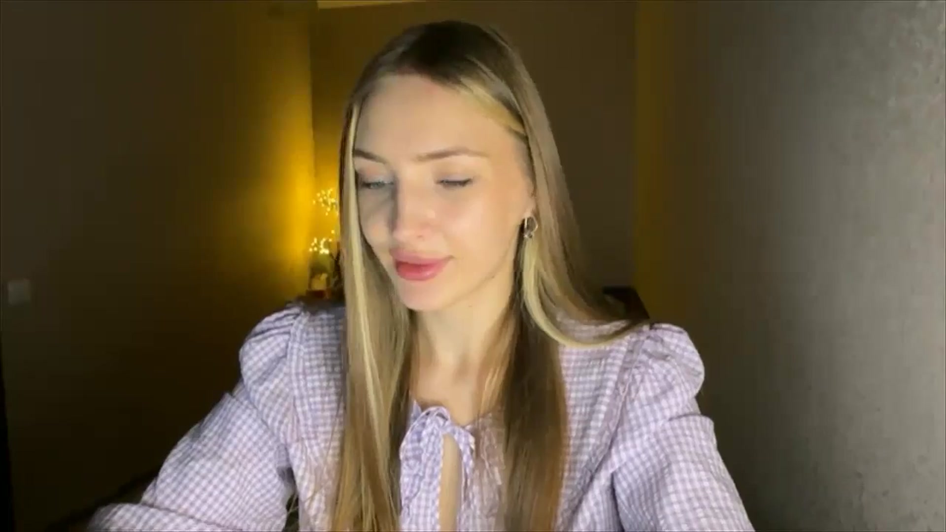 Gallery image thumbnail from My_Diana's myfreecams stream on, 09/04/2024, 22:52 image 16 of 20
