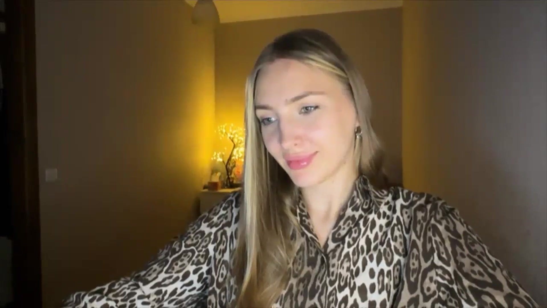 Gallery image thumbnail from My_Diana's myfreecams stream on, 09/05/2024, 20:30 image 16 of 20