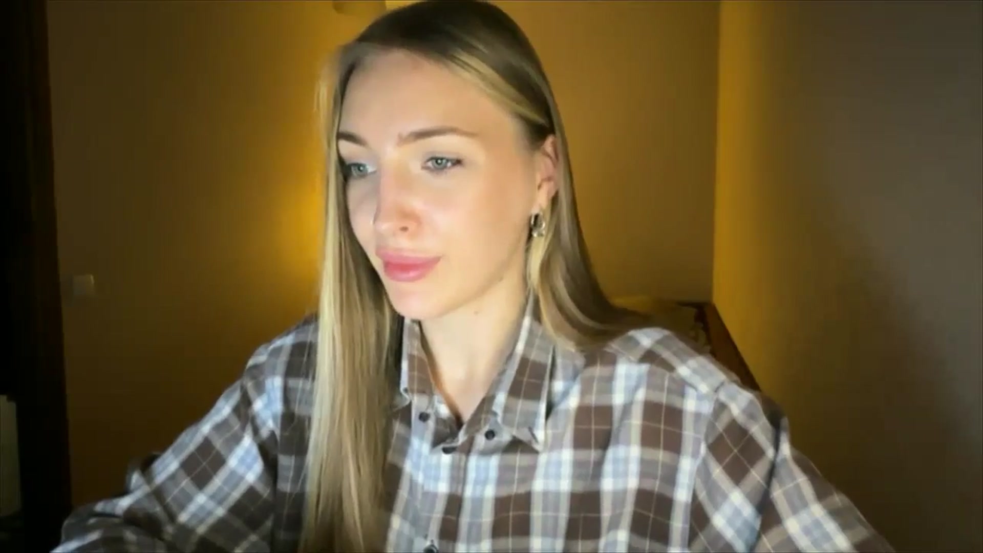 Gallery image thumbnail from My_Diana's myfreecams stream on, 09/06/2024, 21:33 image 9 of 20