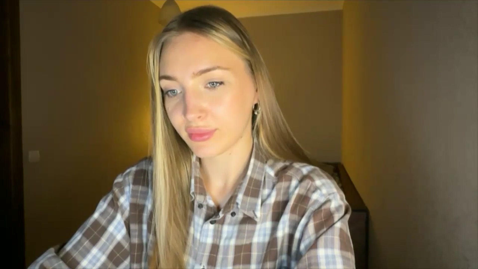 Gallery image thumbnail from My_Diana's myfreecams stream on, 09/06/2024, 21:33 image 2 of 20