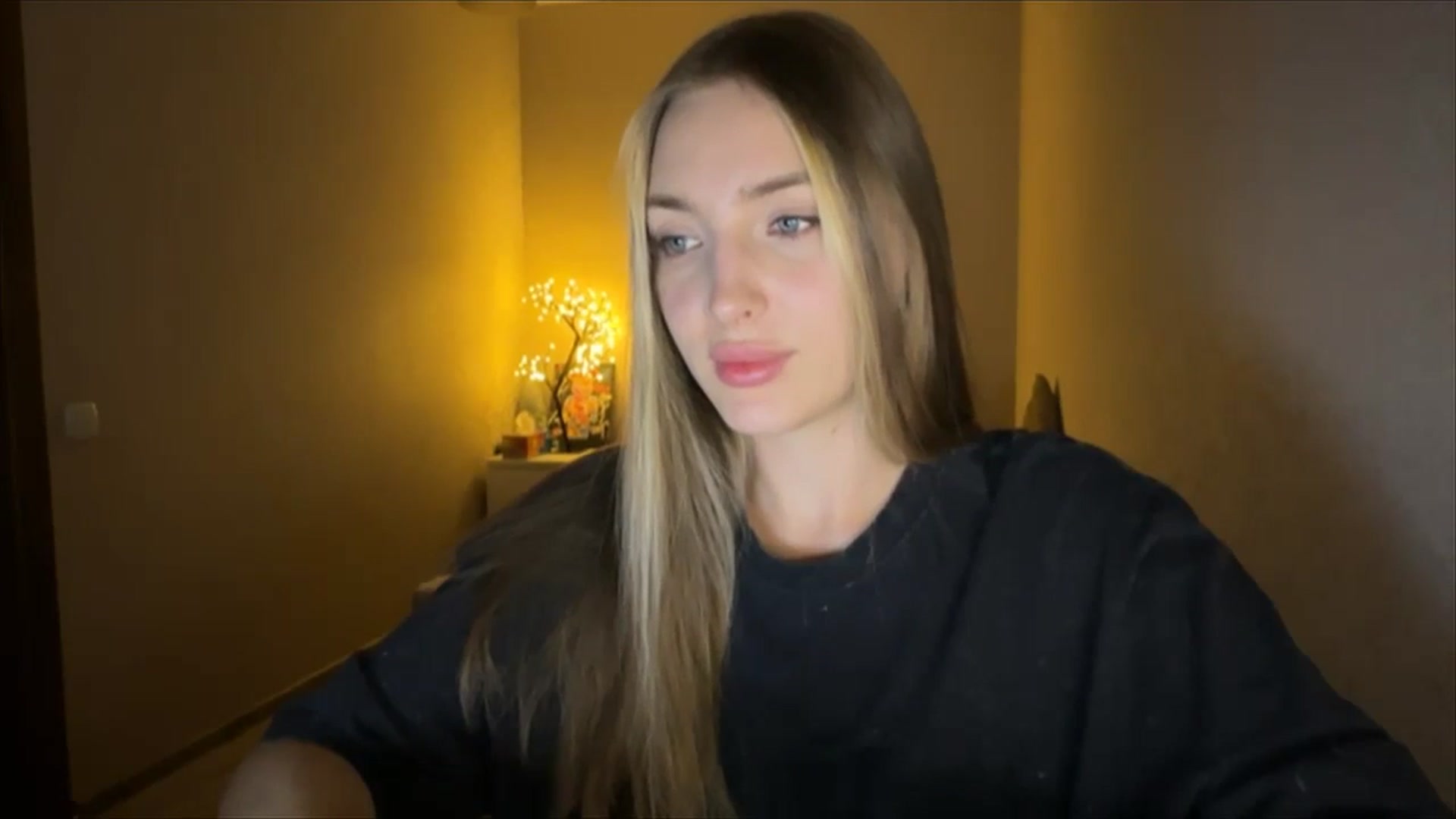 Gallery image thumbnail from My_Diana's myfreecams stream on, 09/07/2024, 18:52 image 3 of 20