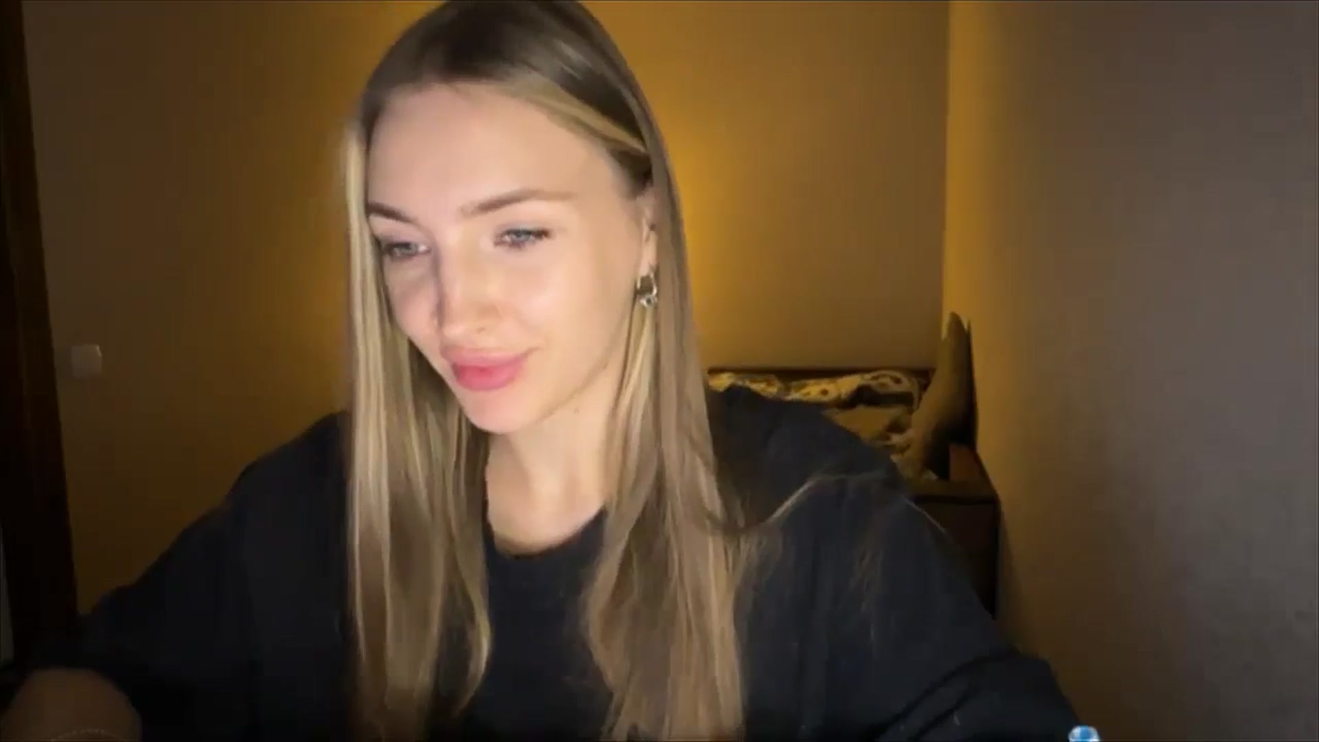 Gallery image thumbnail from My_Diana's myfreecams stream on, 09/07/2024, 19:59 image 10 of 20