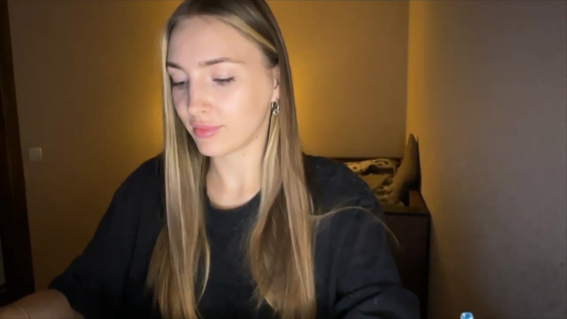 Gallery image thumbnail from My_Diana's myfreecams stream on, 09/07/2024, 19:59 image 13 of 20