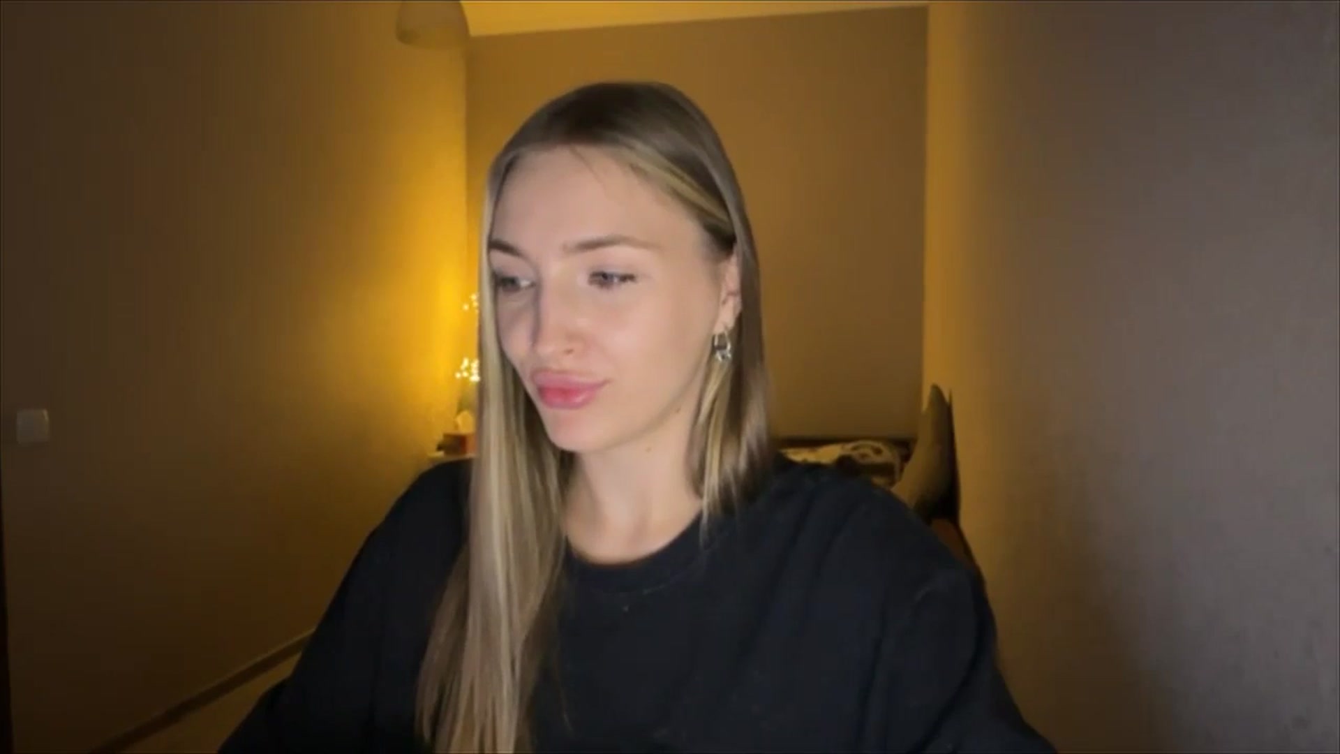 Gallery image thumbnail from My_Diana's myfreecams stream on, 09/07/2024, 20:27 image 15 of 20