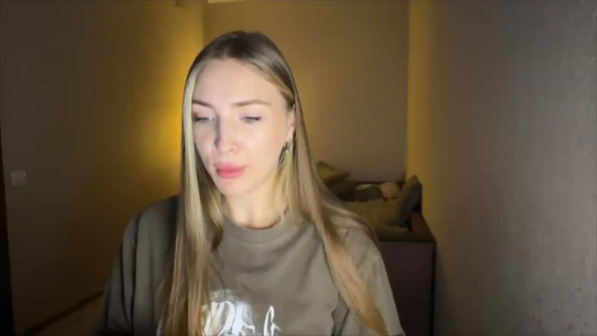 Gallery image thumbnail from My_Diana's myfreecams stream on, 09/08/2024, 18:54 image 19 of 20