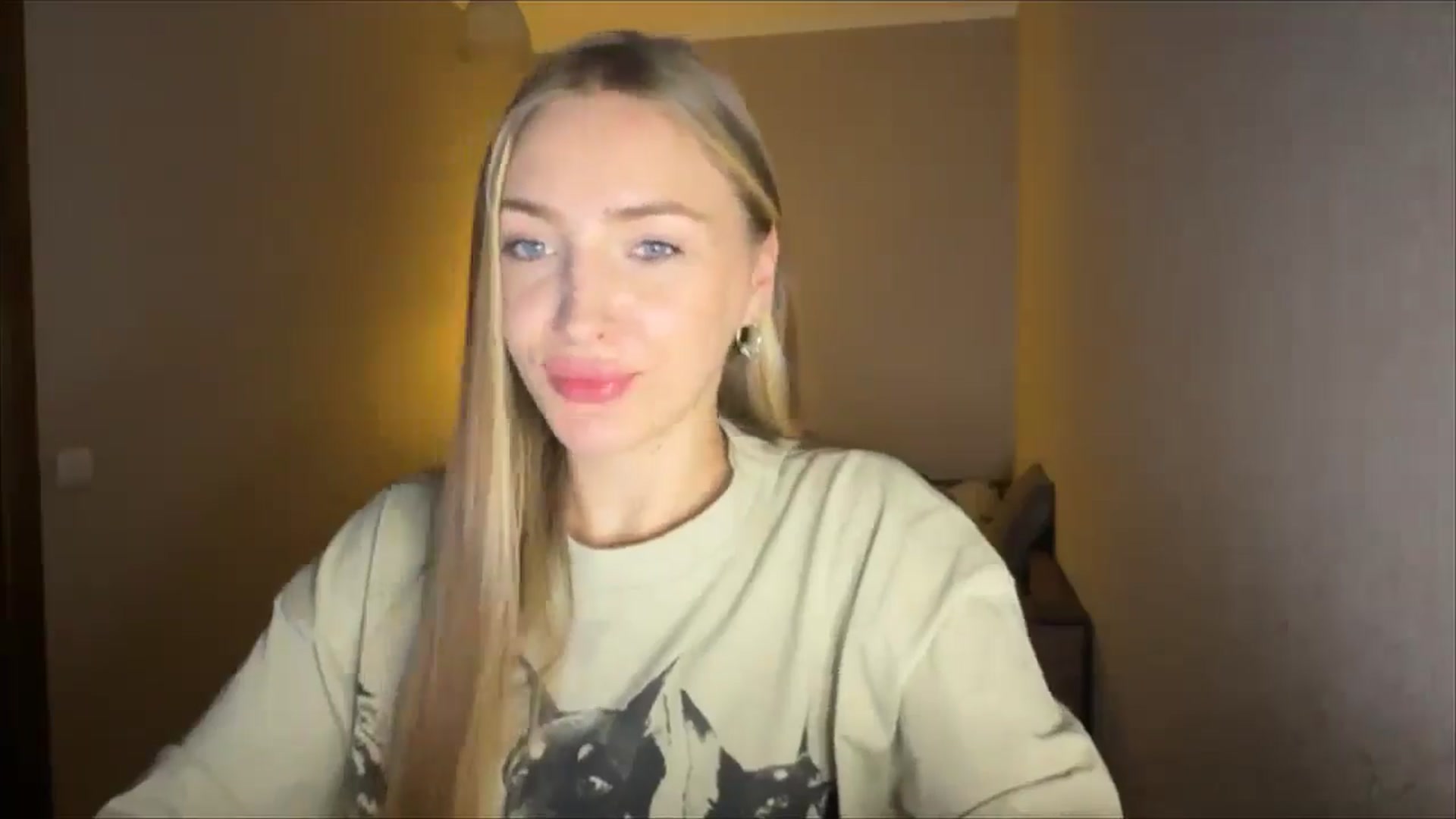 Gallery image thumbnail from My_Diana's myfreecams stream on, 09/08/2024, 20:53 image 16 of 20