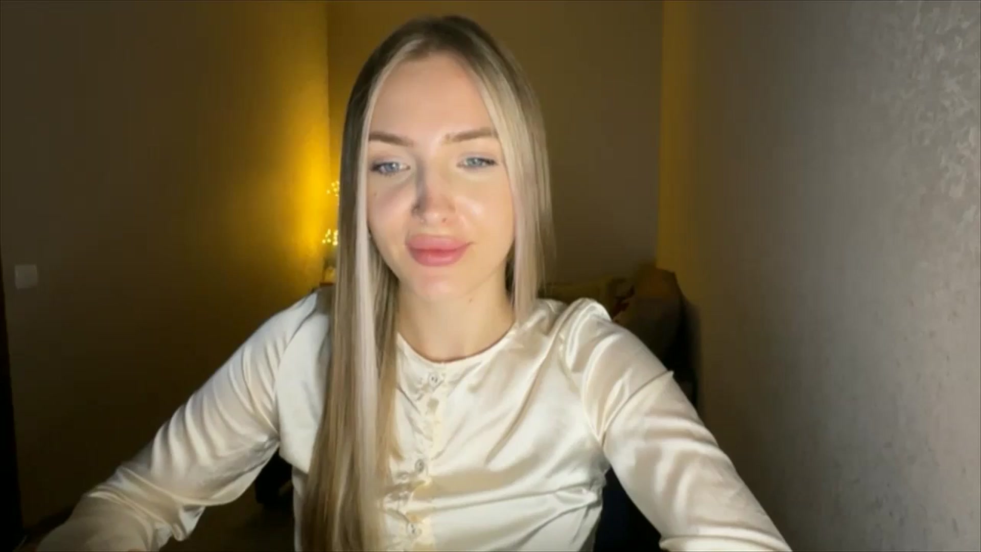 Gallery image thumbnail from My_Diana's myfreecams stream on, 09/11/2024, 20:21 image 12 of 20