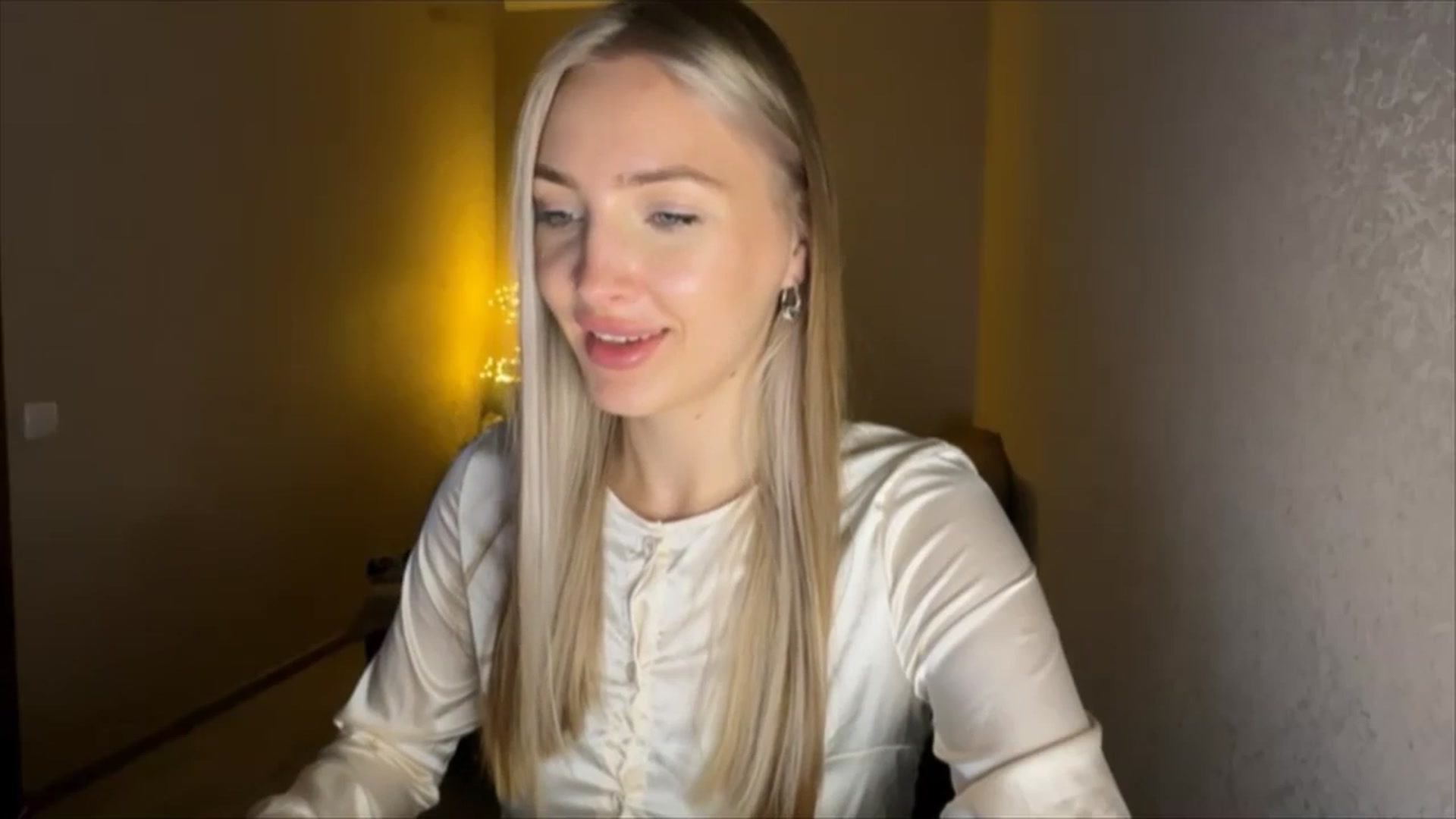 Gallery image thumbnail from My_Diana's myfreecams stream on, 09/11/2024, 20:21 image 4 of 20