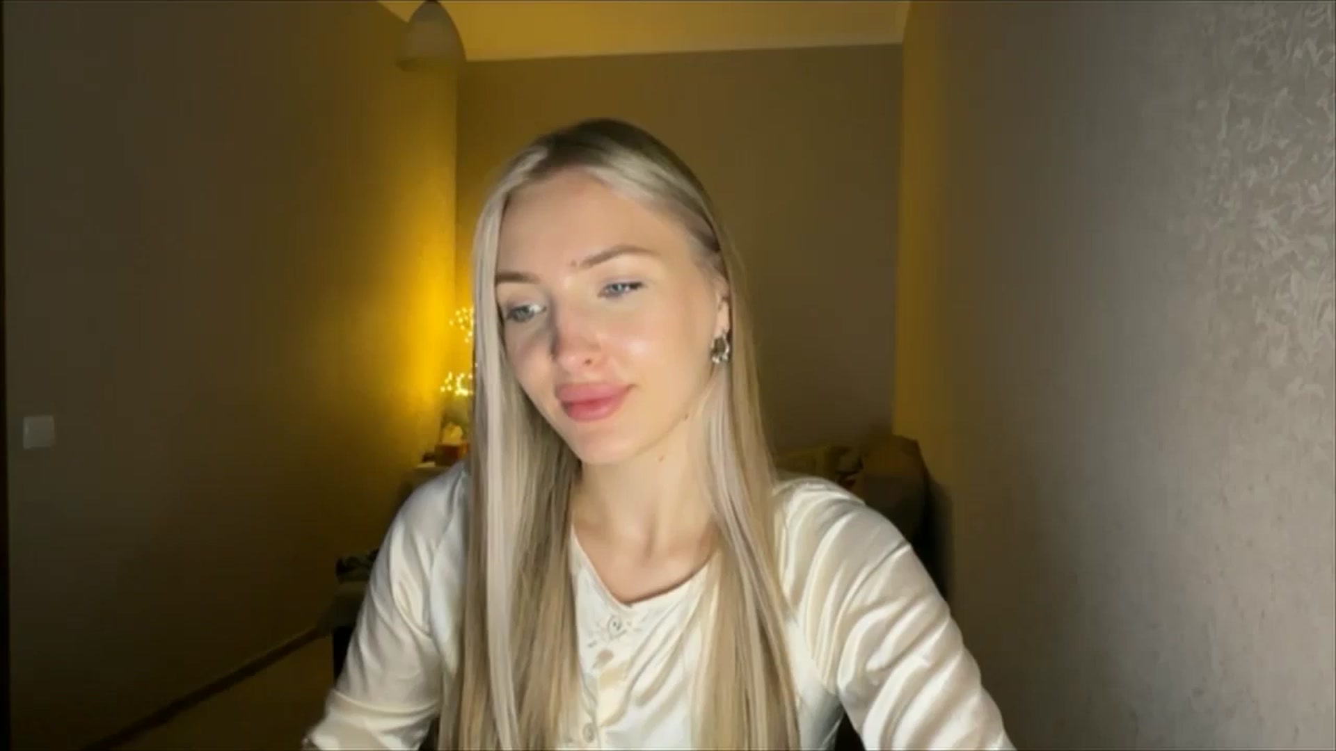 Gallery image thumbnail from My_Diana's myfreecams stream on, 09/11/2024, 20:21 image 3 of 20