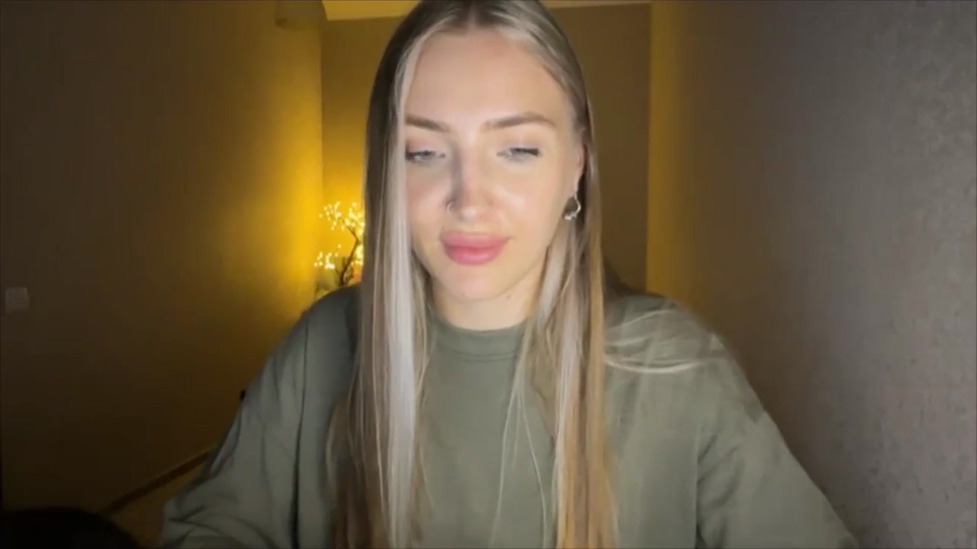 Gallery image thumbnail from My_Diana's myfreecams stream on, 09/11/2024, 20:47 image 18 of 20