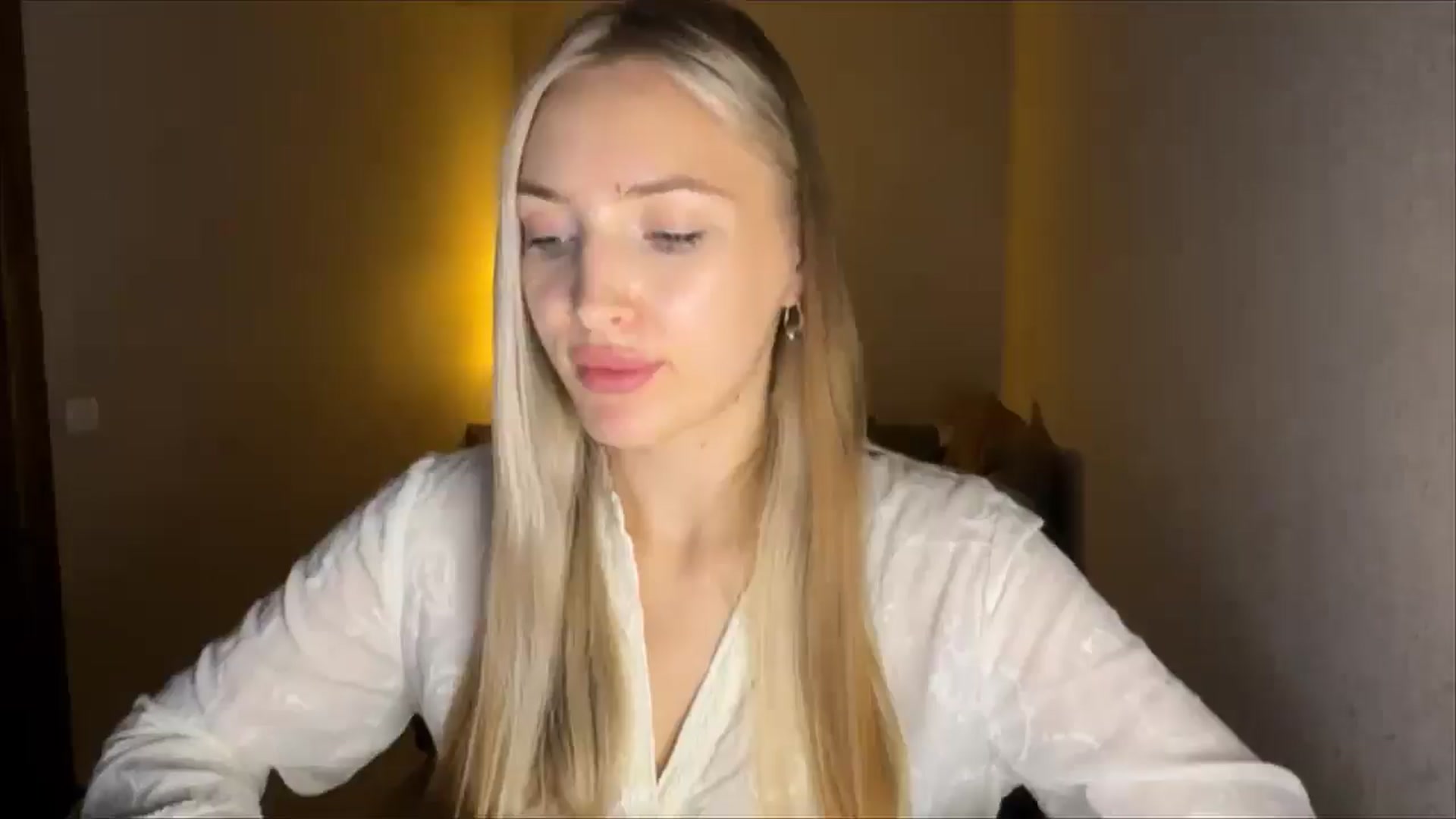 Gallery image thumbnail from My_Diana's myfreecams stream on, 09/14/2024, 18:46 image 10 of 20