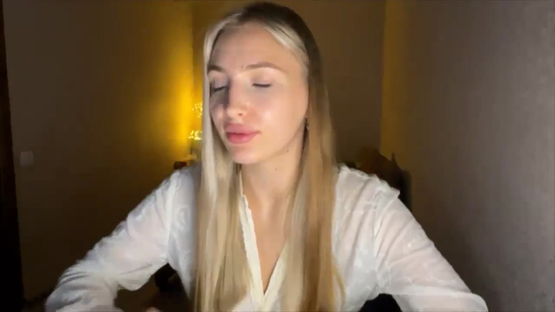 Gallery image thumbnail from My_Diana's myfreecams stream on, 09/14/2024, 18:46 image 17 of 20