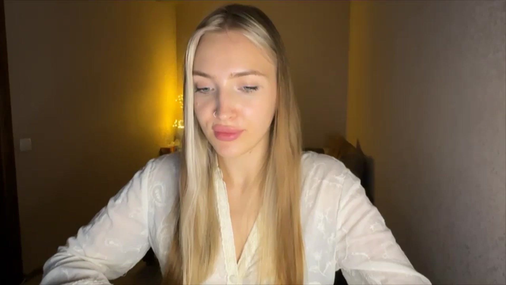 Gallery image thumbnail from My_Diana's myfreecams stream on, 09/14/2024, 18:46 image 18 of 20