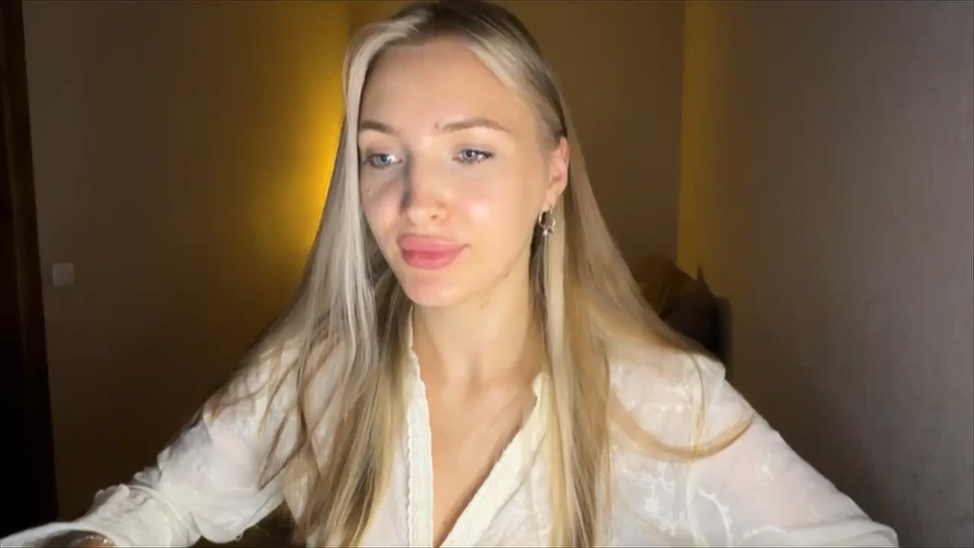 Gallery image thumbnail from My_Diana's myfreecams stream on, 09/14/2024, 19:47 image 12 of 20