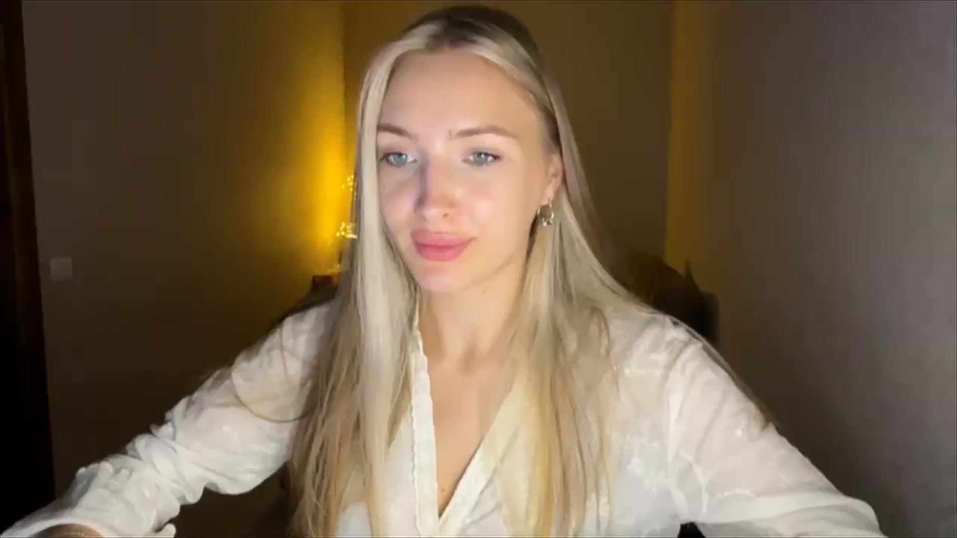 Gallery image thumbnail from My_Diana's myfreecams stream on, 09/14/2024, 19:47 image 20 of 20