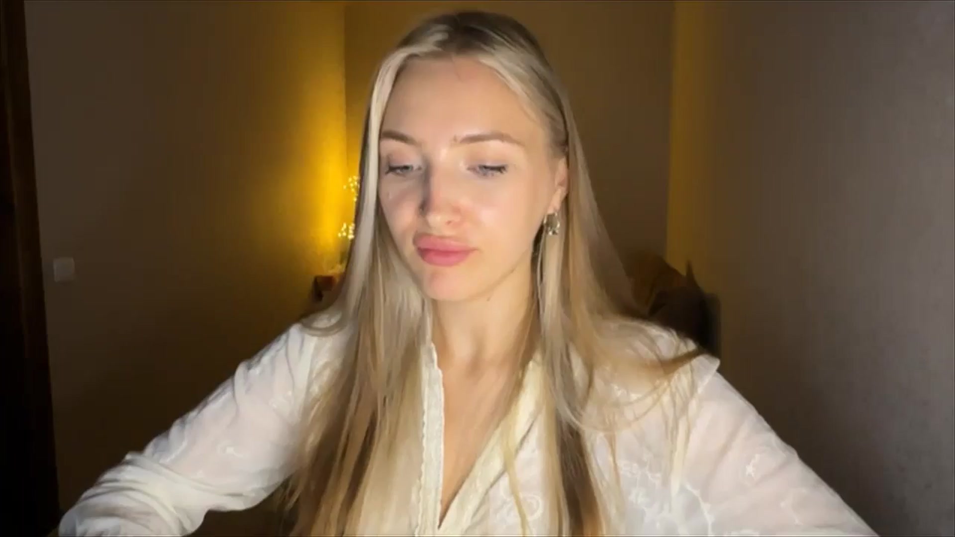 Gallery image thumbnail from My_Diana's myfreecams stream on, 09/14/2024, 19:47 image 3 of 20
