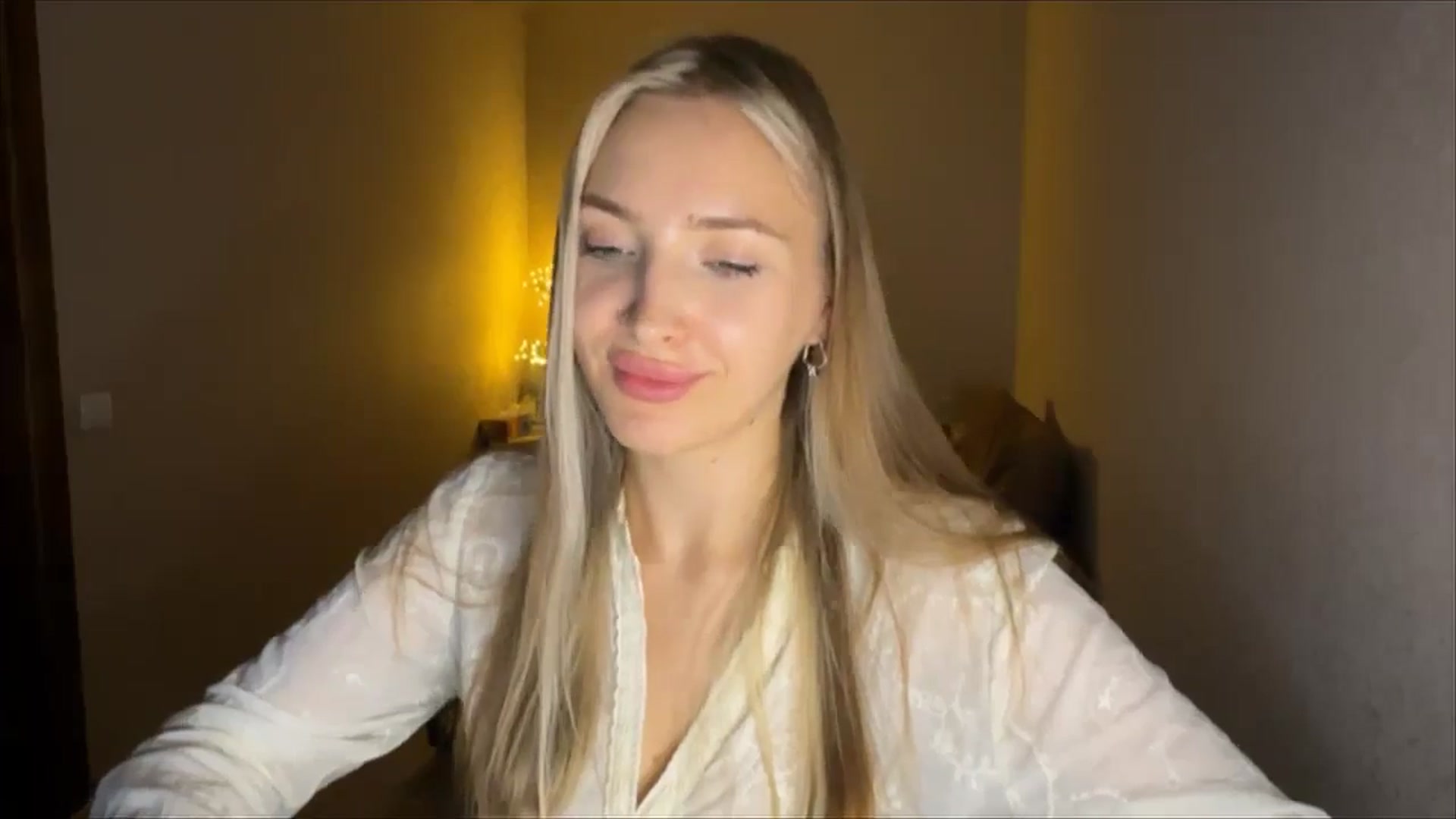 Gallery image thumbnail from My_Diana's myfreecams stream on, 09/14/2024, 19:47 image 2 of 20