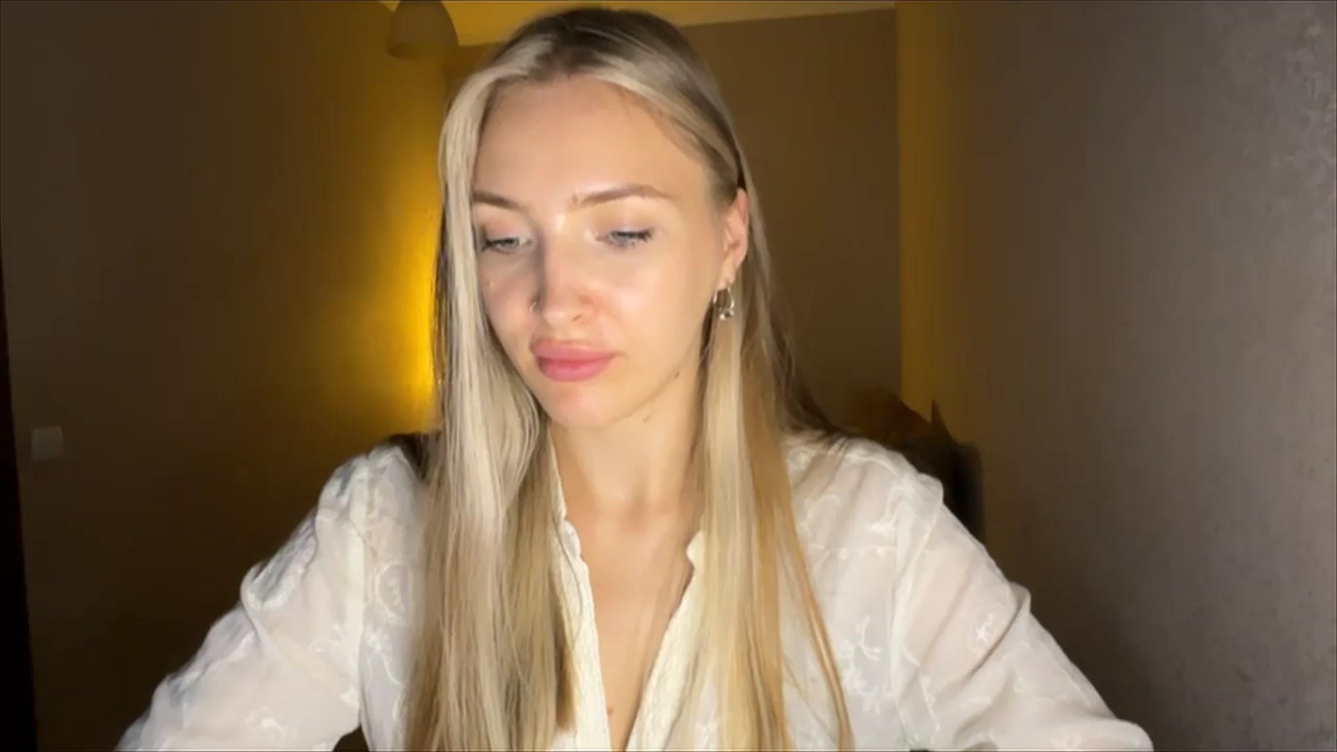 Gallery image thumbnail from My_Diana's myfreecams stream on, 09/14/2024, 20:35 image 16 of 20