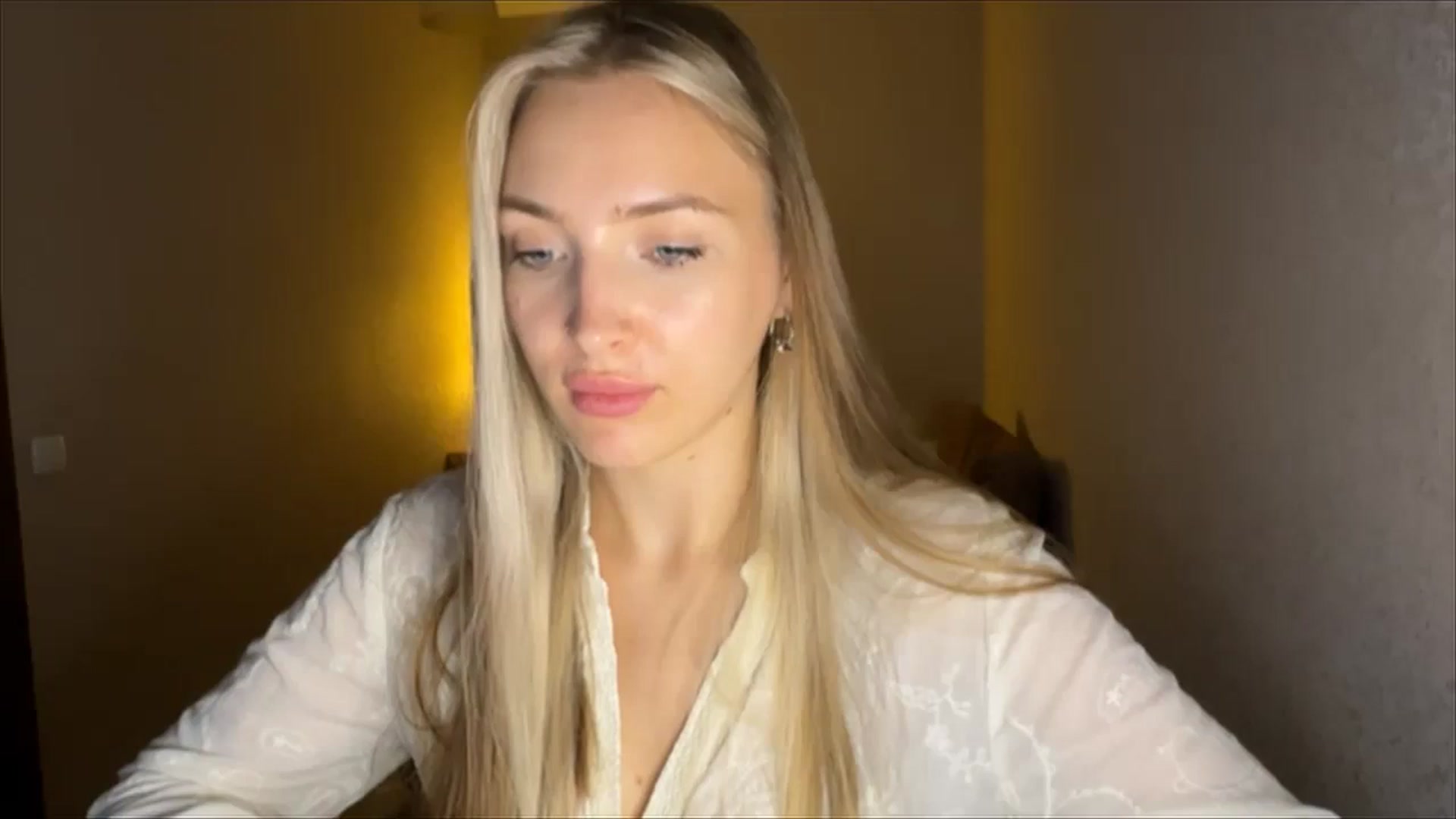 Gallery image thumbnail from My_Diana's myfreecams stream on, 09/14/2024, 20:35 image 9 of 20