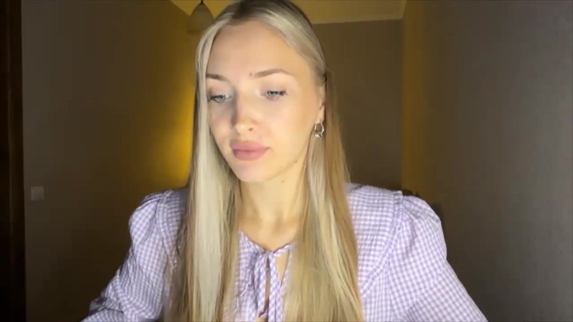 Gallery image thumbnail from My_Diana's myfreecams stream on, 09/15/2024, 18:27 image 3 of 20