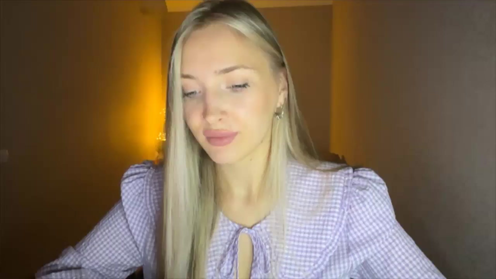 Gallery image thumbnail from My_Diana's myfreecams stream on, 09/15/2024, 20:09 image 19 of 20