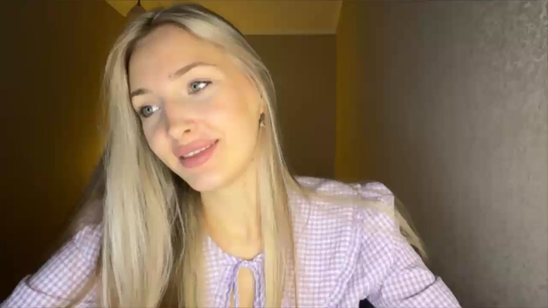 Gallery image thumbnail from My_Diana's myfreecams stream on, 09/15/2024, 20:09 image 10 of 20