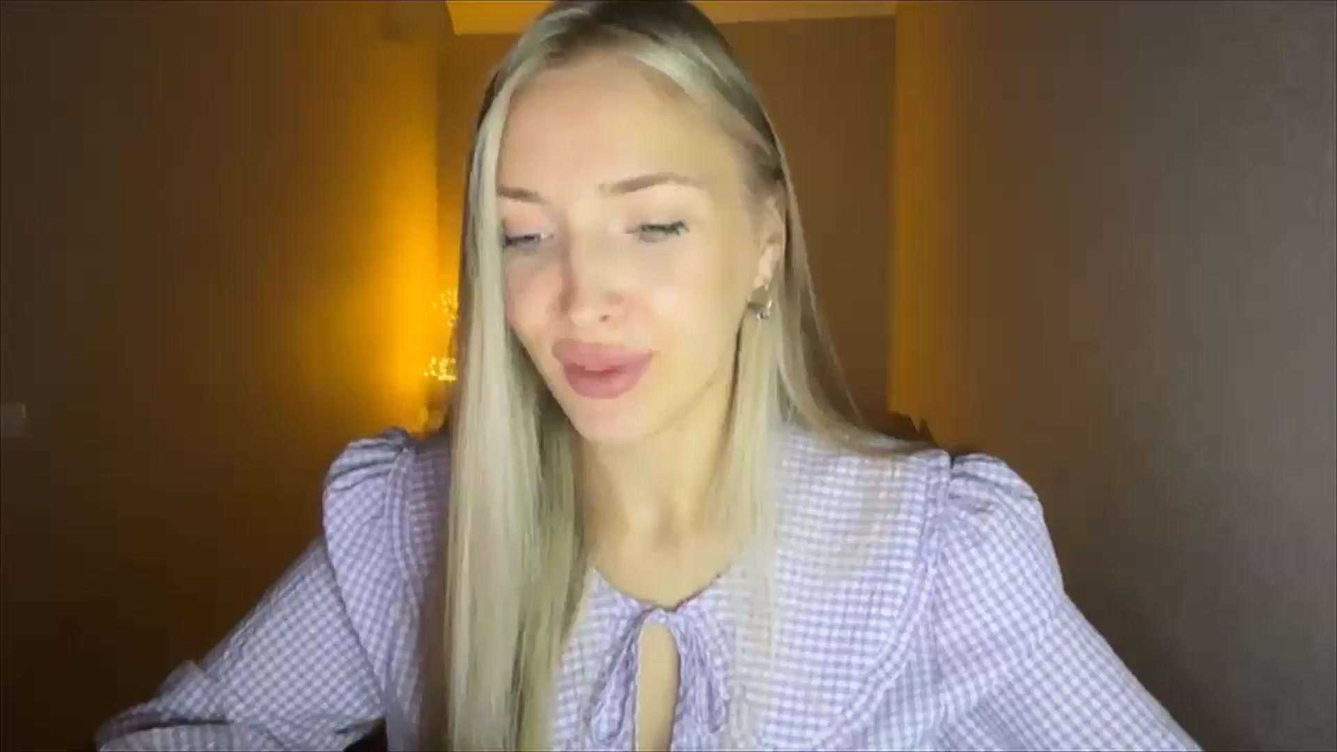 Gallery image thumbnail from My_Diana's myfreecams stream on, 09/15/2024, 20:09 image 18 of 20