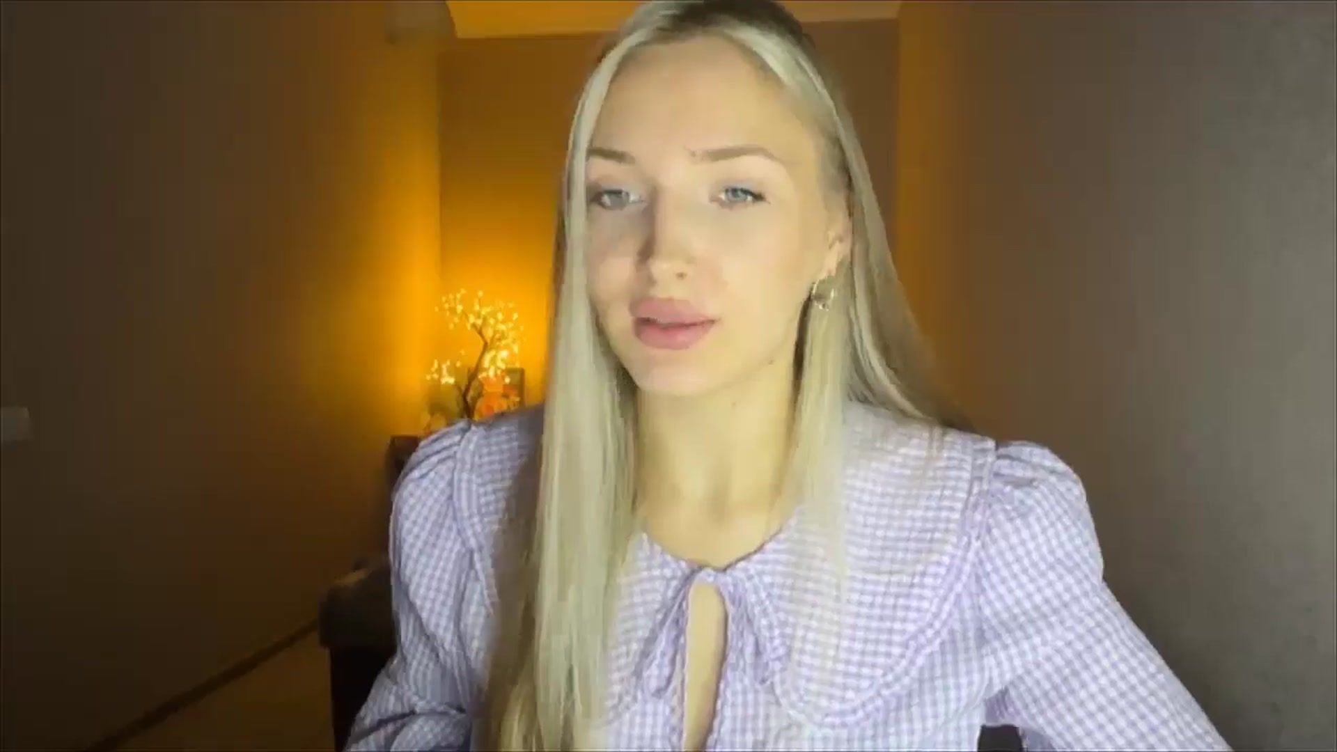 Gallery image thumbnail from My_Diana's myfreecams stream on, 09/15/2024, 20:09 image 15 of 20