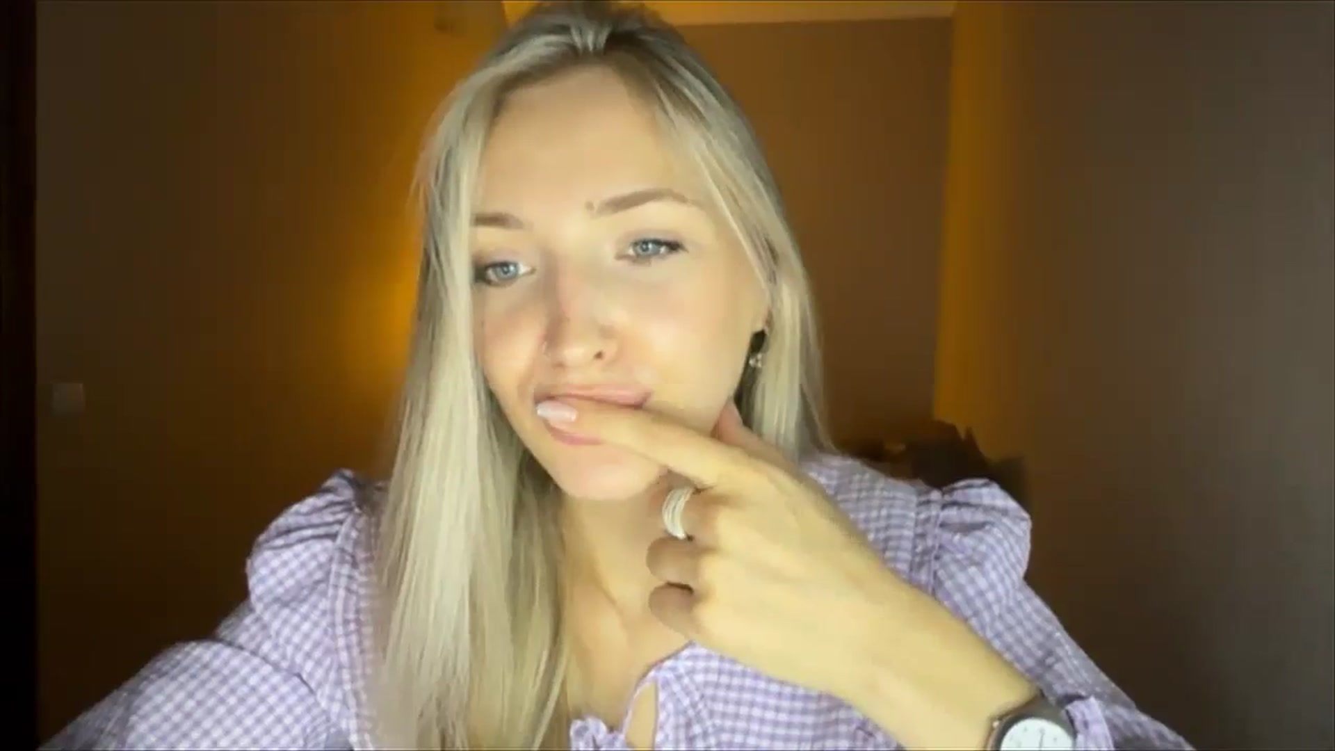 Gallery image thumbnail from My_Diana's myfreecams stream on, 09/15/2024, 21:55 image 14 of 20