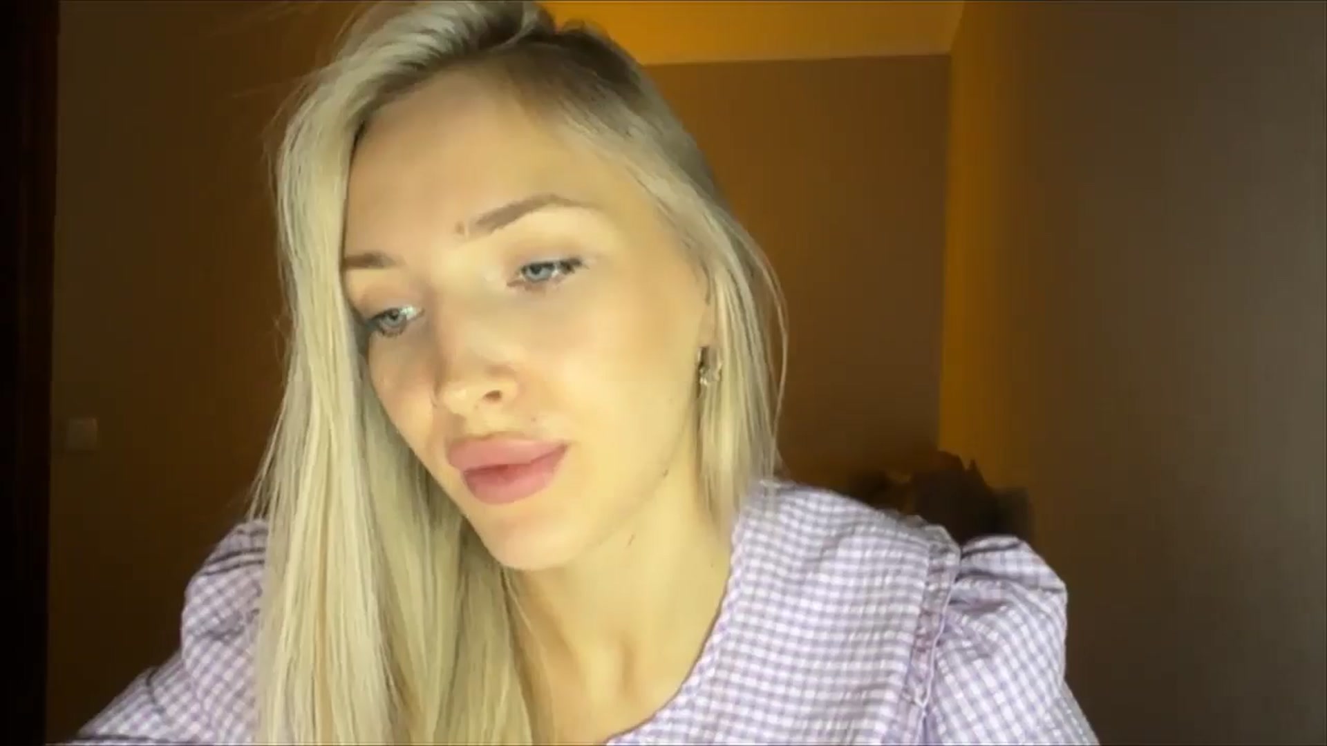 Gallery image thumbnail from My_Diana's myfreecams stream on, 09/15/2024, 21:55 image 4 of 20