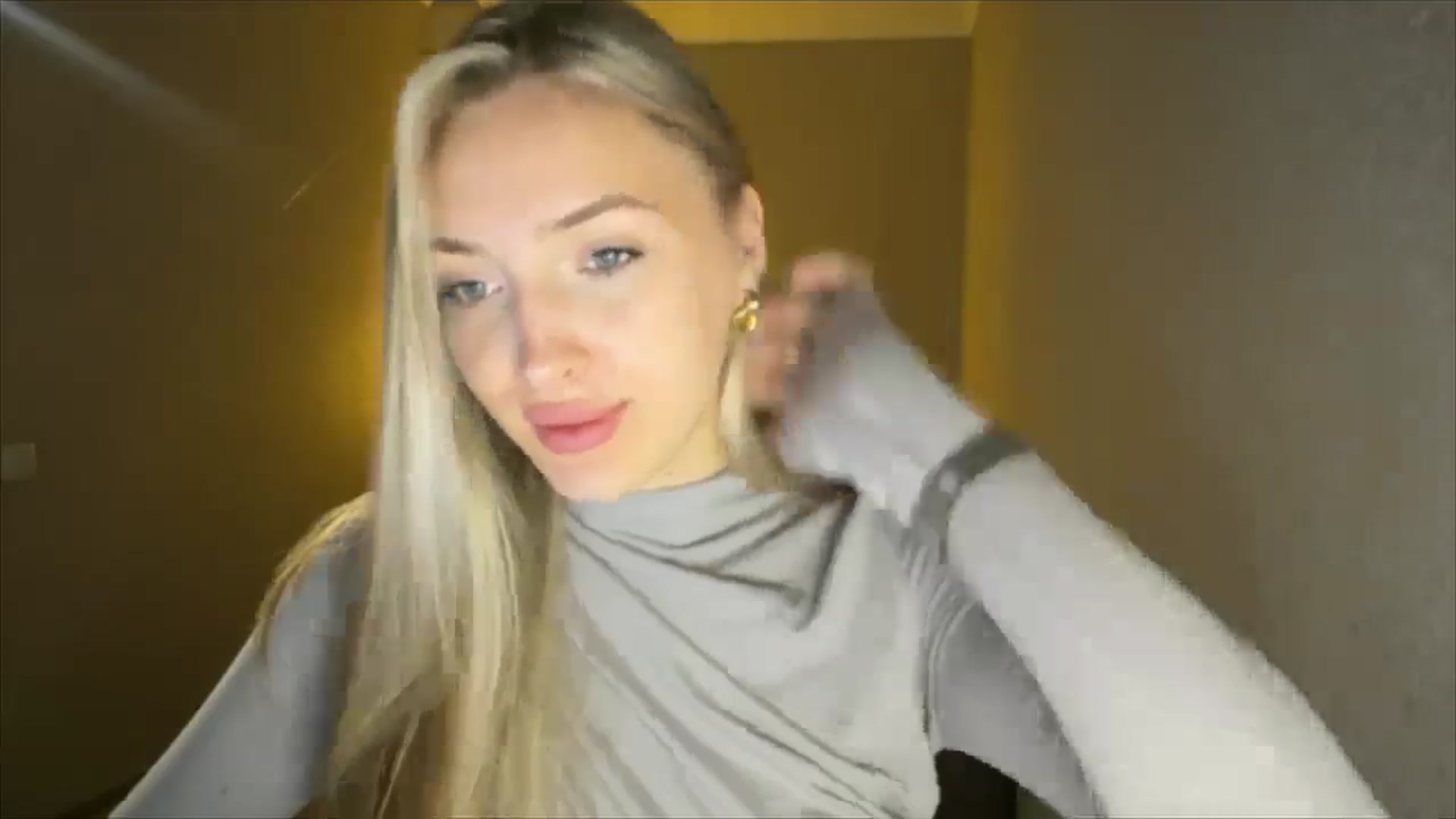 Gallery image thumbnail from My_Diana's myfreecams stream on, 09/19/2024, 18:49 image 17 of 20