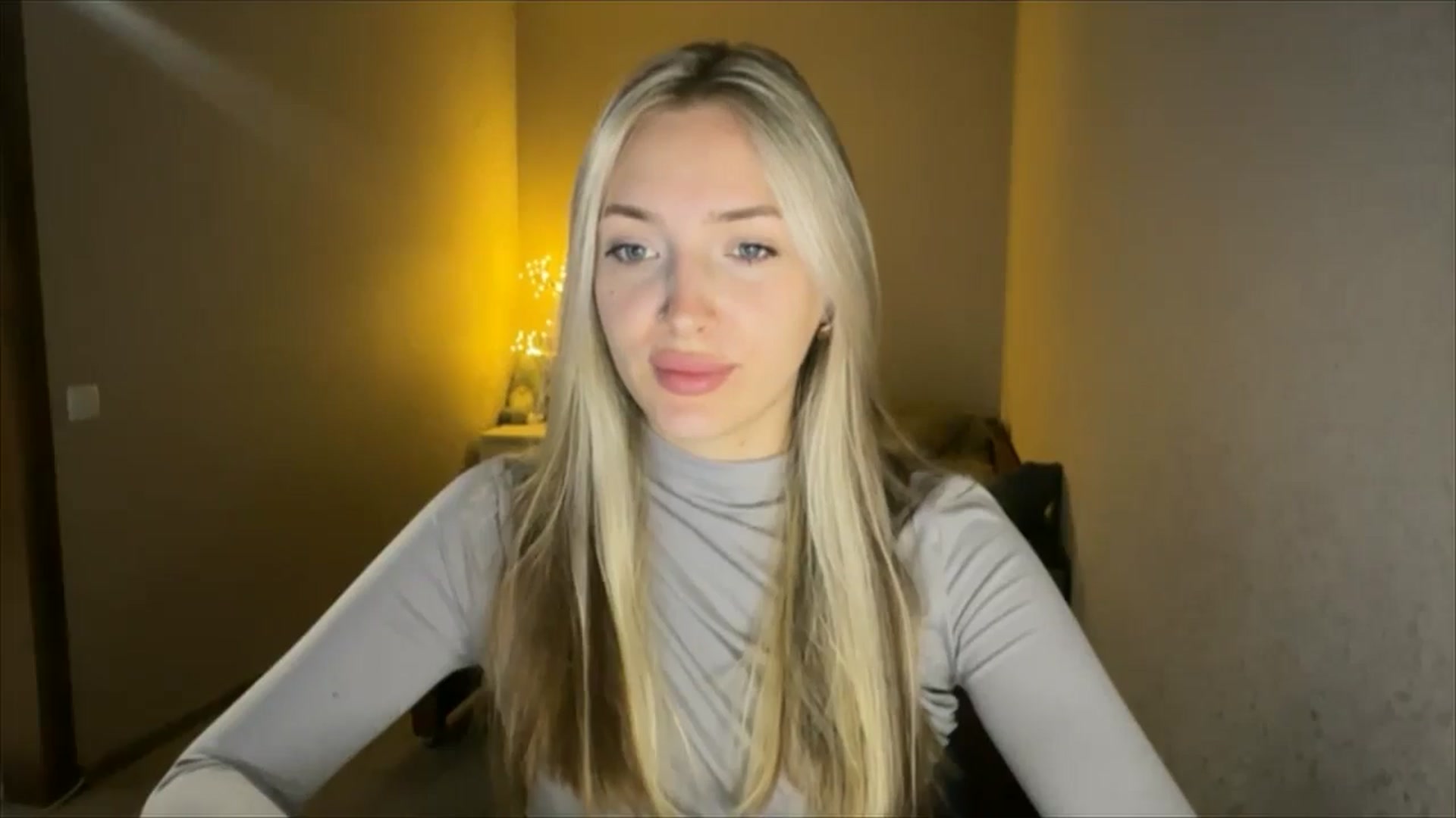 Gallery image thumbnail from My_Diana's myfreecams stream on, 09/19/2024, 20:34 image 3 of 20