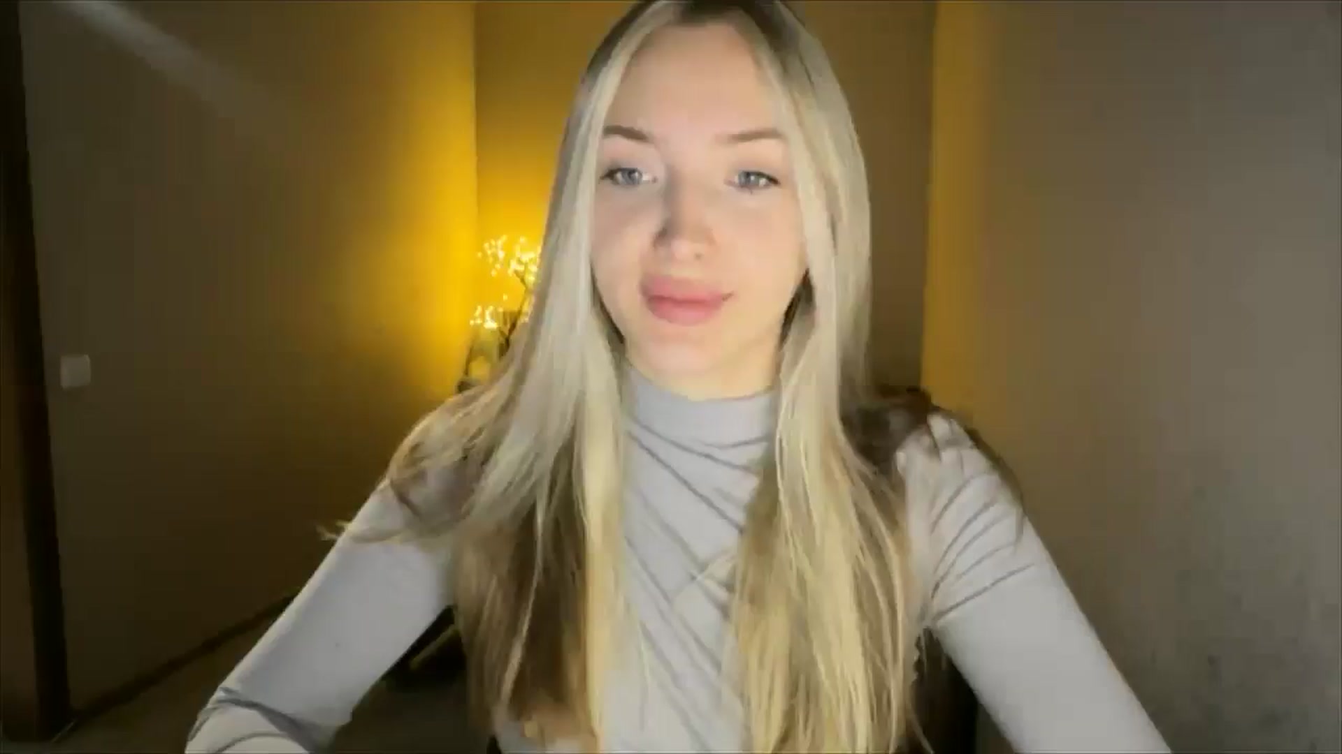 Gallery image thumbnail from My_Diana's myfreecams stream on, 09/19/2024, 20:34 image 1 of 20