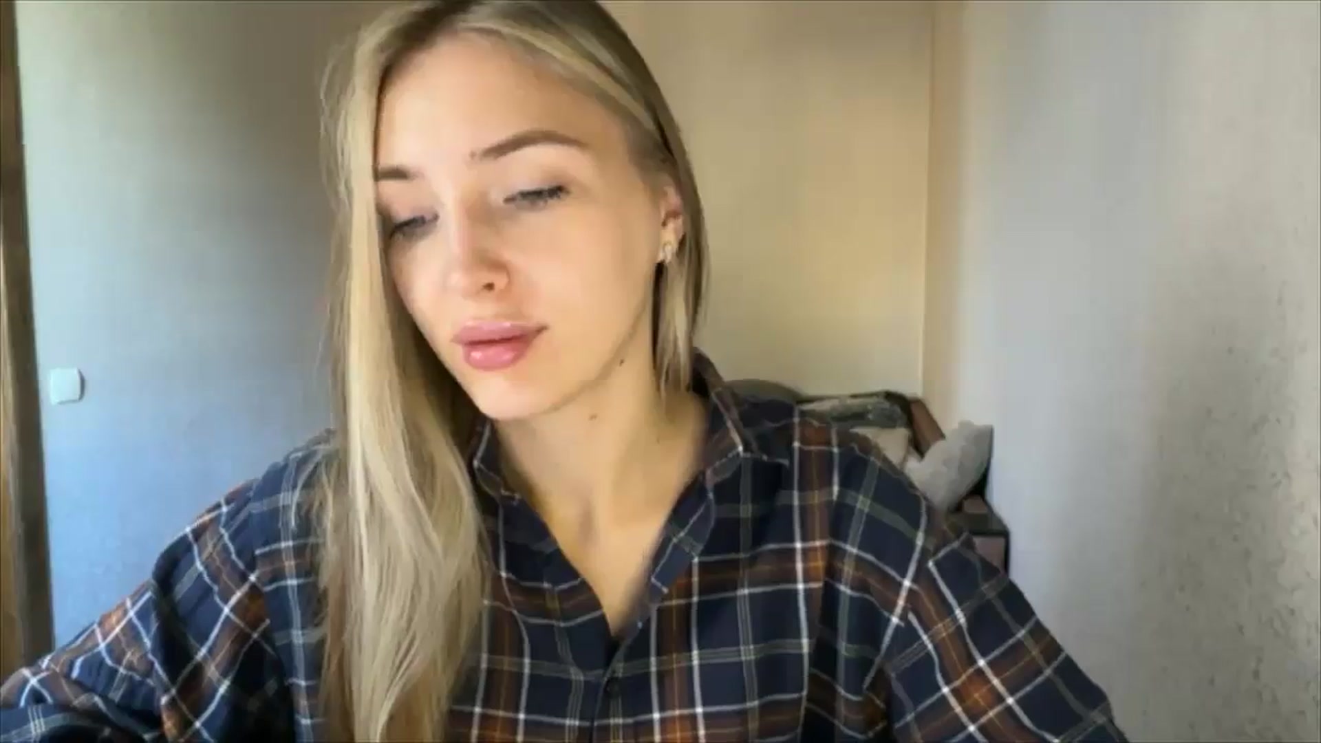 Gallery image thumbnail from My_Diana's myfreecams stream on, 09/22/2024, 12:59 image 20 of 20