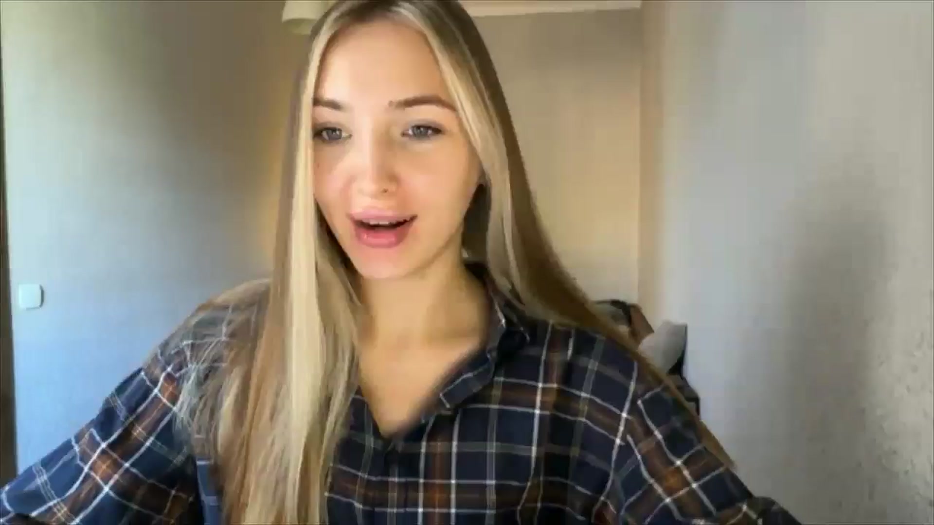 Gallery image thumbnail from My_Diana's myfreecams stream on, 09/22/2024, 13:46 image 1 of 20