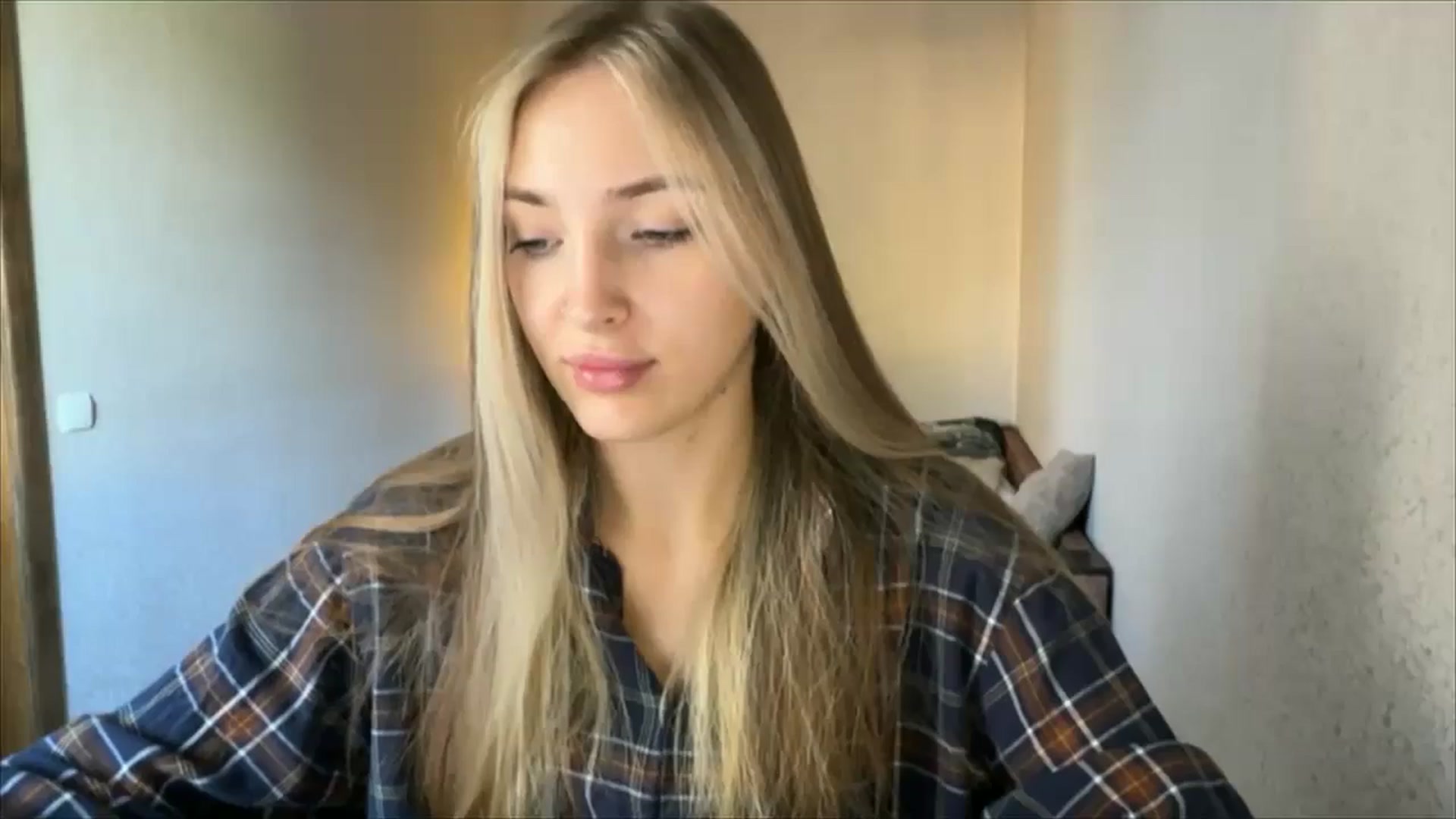 Gallery image thumbnail from My_Diana's myfreecams stream on, 09/22/2024, 13:46 image 9 of 20