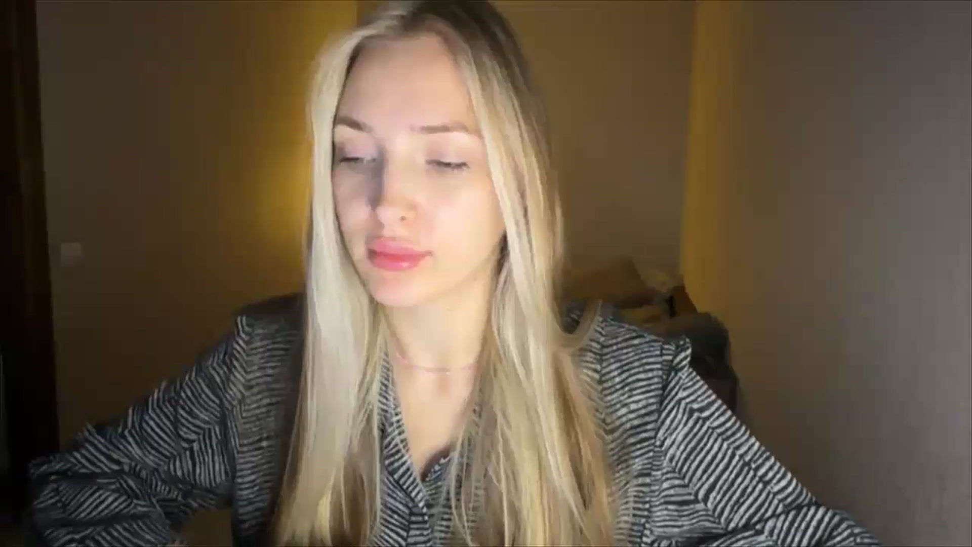 Gallery image thumbnail from My_Diana's myfreecams stream on, 09/22/2024, 20:07 image 5 of 20