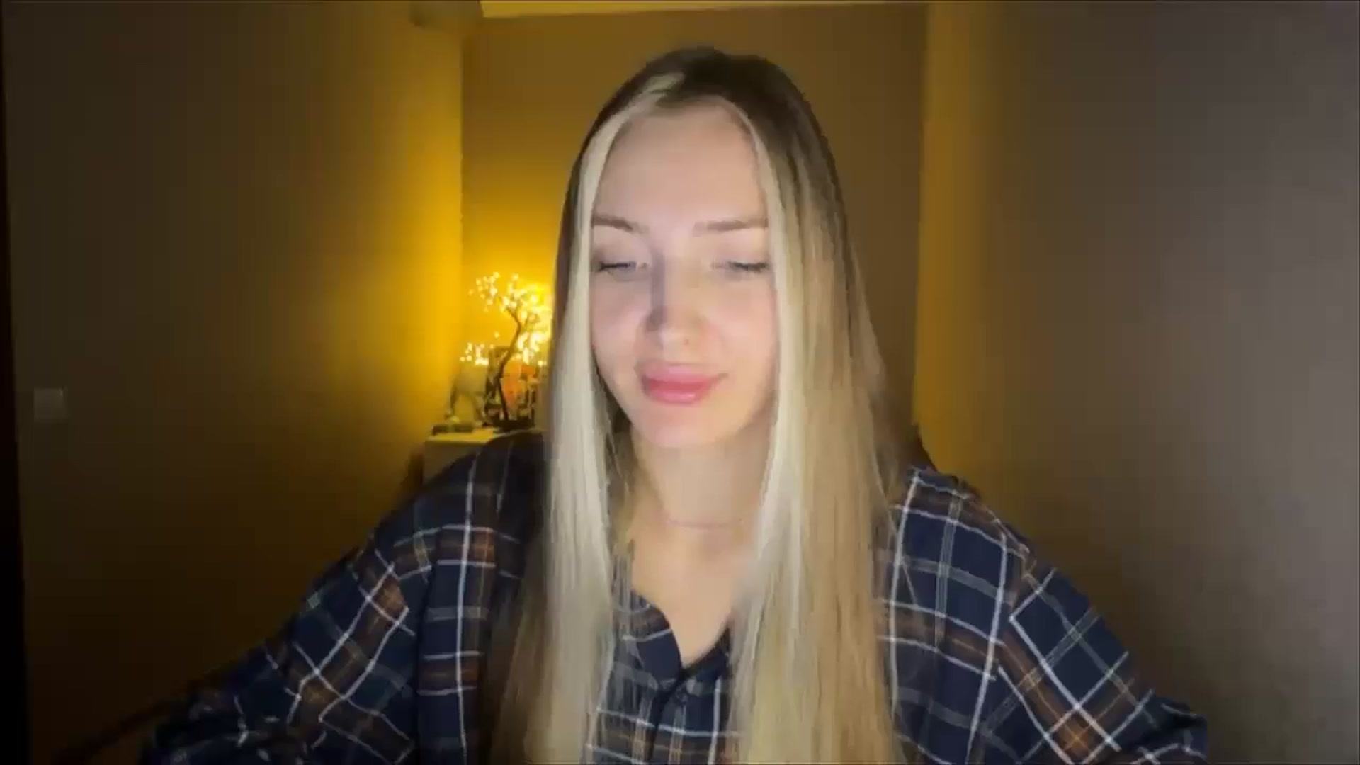 Gallery image thumbnail from My_Diana's myfreecams stream on, 09/22/2024, 20:55 image 16 of 20