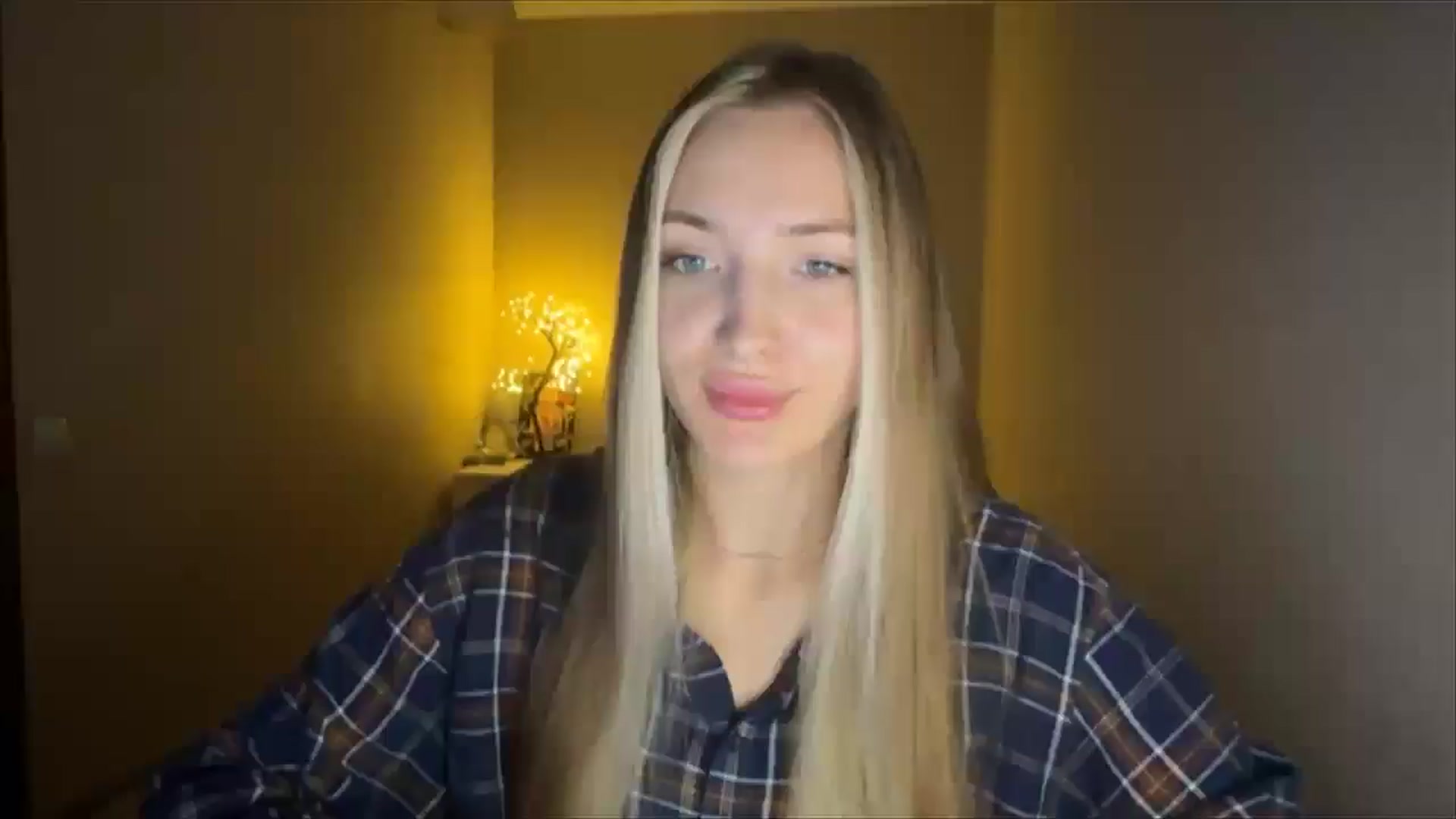 Gallery image thumbnail from My_Diana's myfreecams stream on, 09/22/2024, 20:55 image 14 of 20