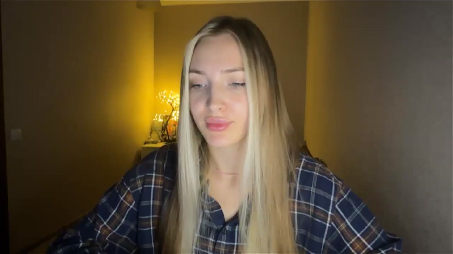 Gallery image thumbnail from My_Diana's myfreecams stream on, 09/22/2024, 20:55 image 18 of 20