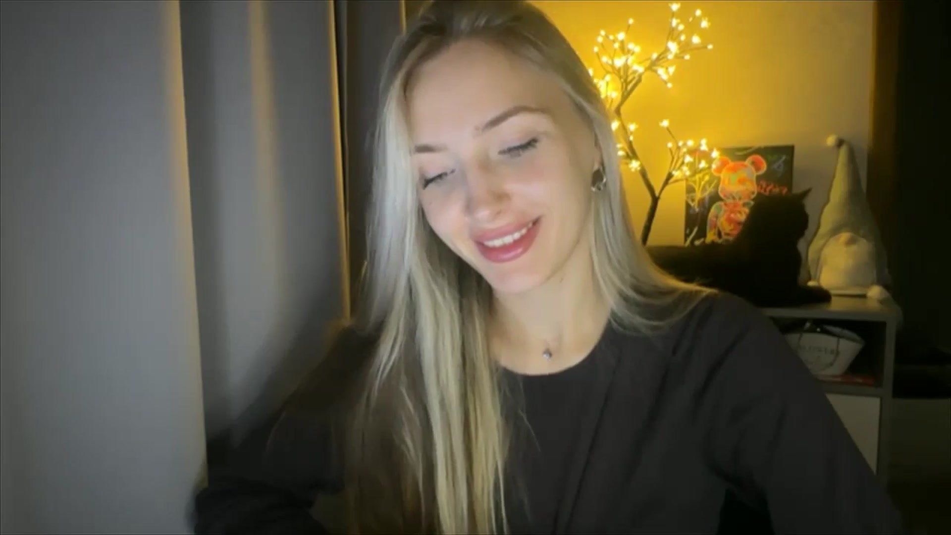 Gallery image thumbnail from My_Diana's myfreecams stream on, 09/25/2024, 22:44 image 9 of 20