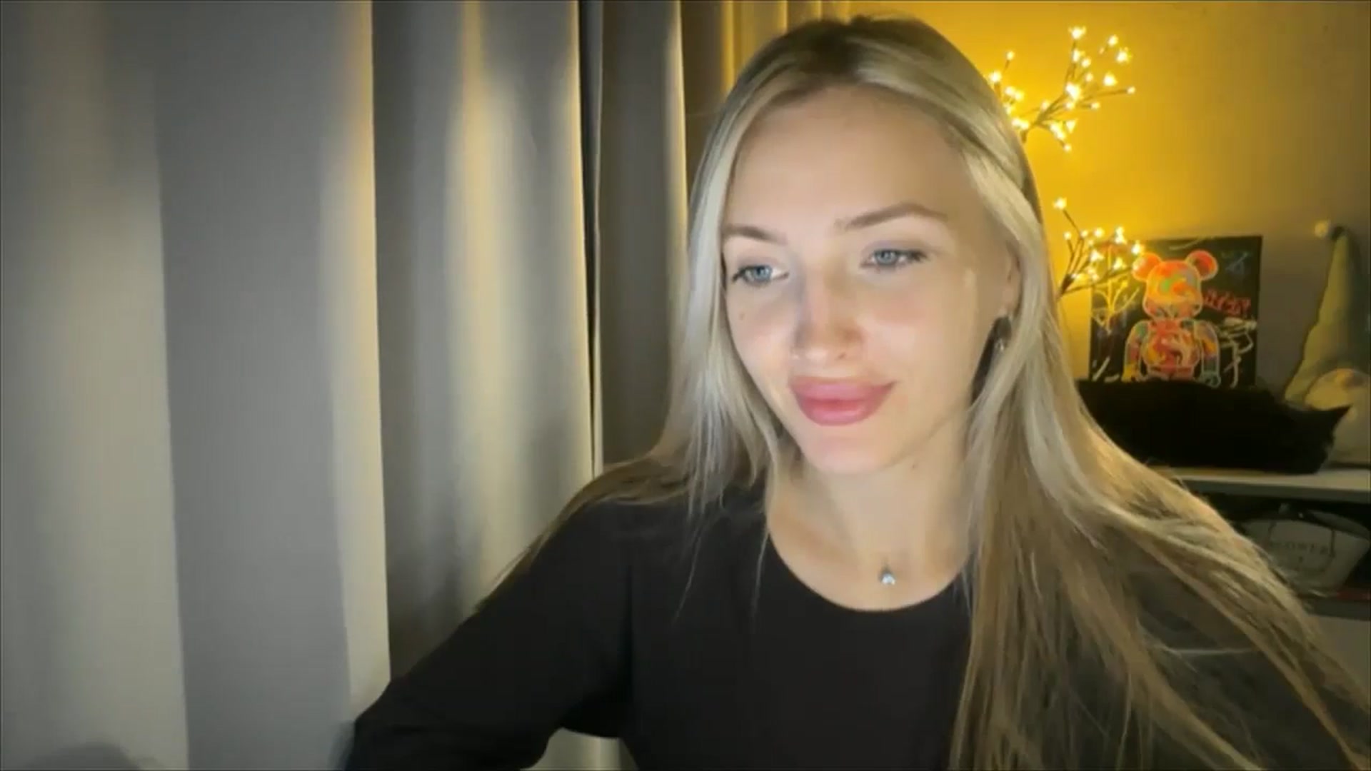 Gallery image thumbnail from My_Diana's myfreecams stream on, 09/25/2024, 22:44 image 14 of 20