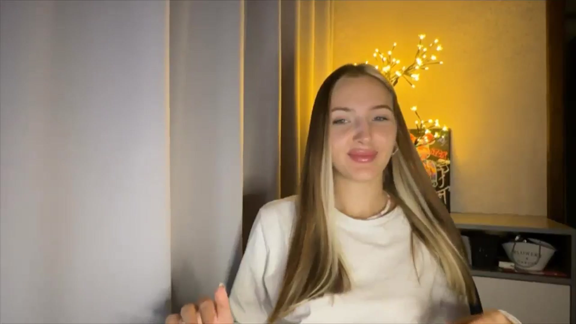 Gallery image thumbnail from My_Diana's myfreecams stream on, 09/26/2024, 20:01 image 19 of 20