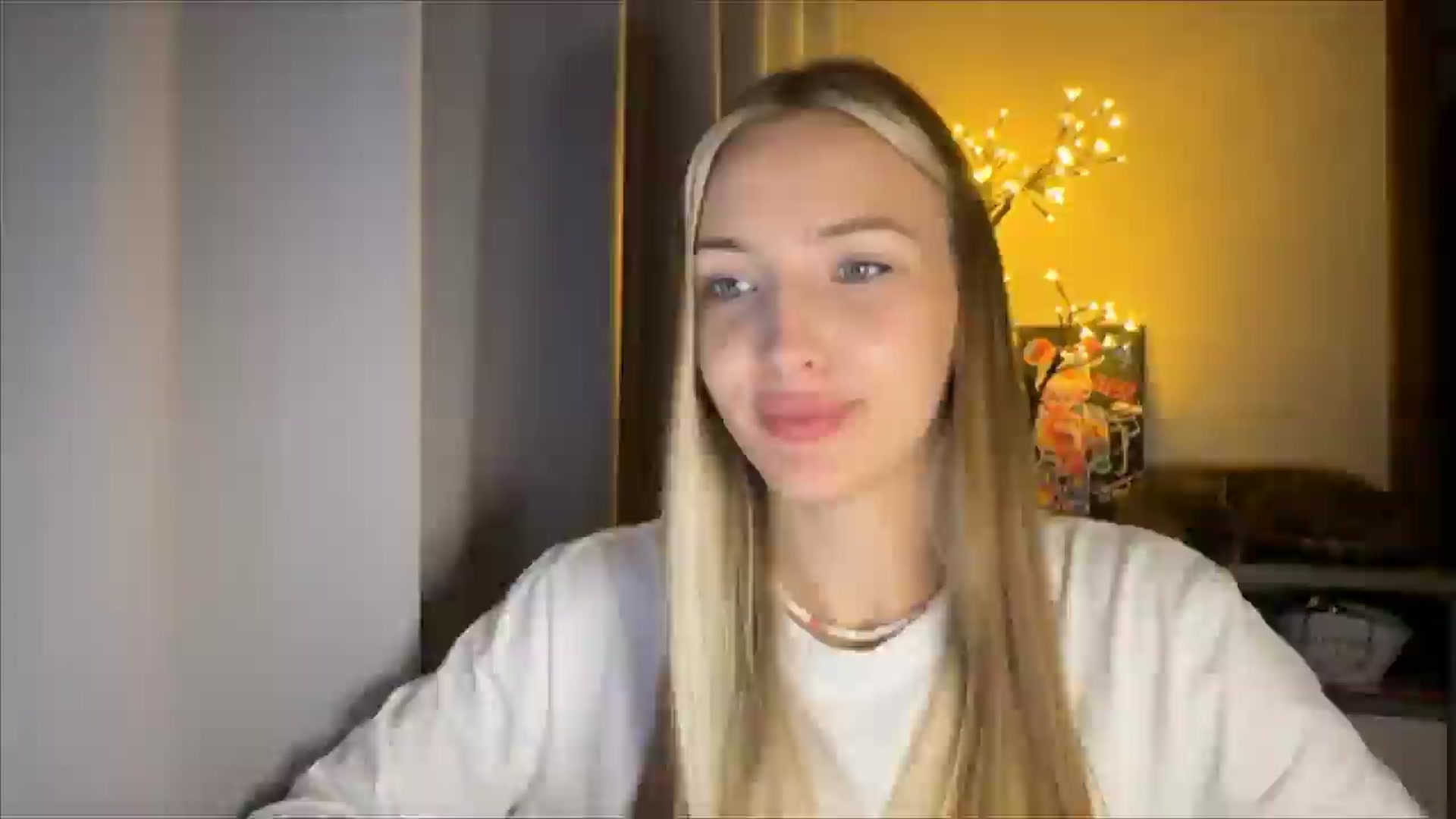 Gallery image thumbnail from My_Diana's myfreecams stream on, 09/26/2024, 20:01 image 13 of 20
